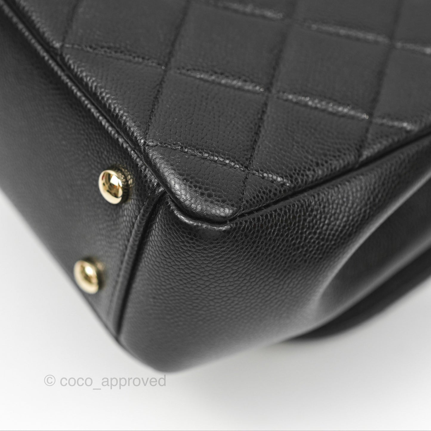 Chanel Quilted Medium Business Affinity Flap Black Caviar Gold Hardware