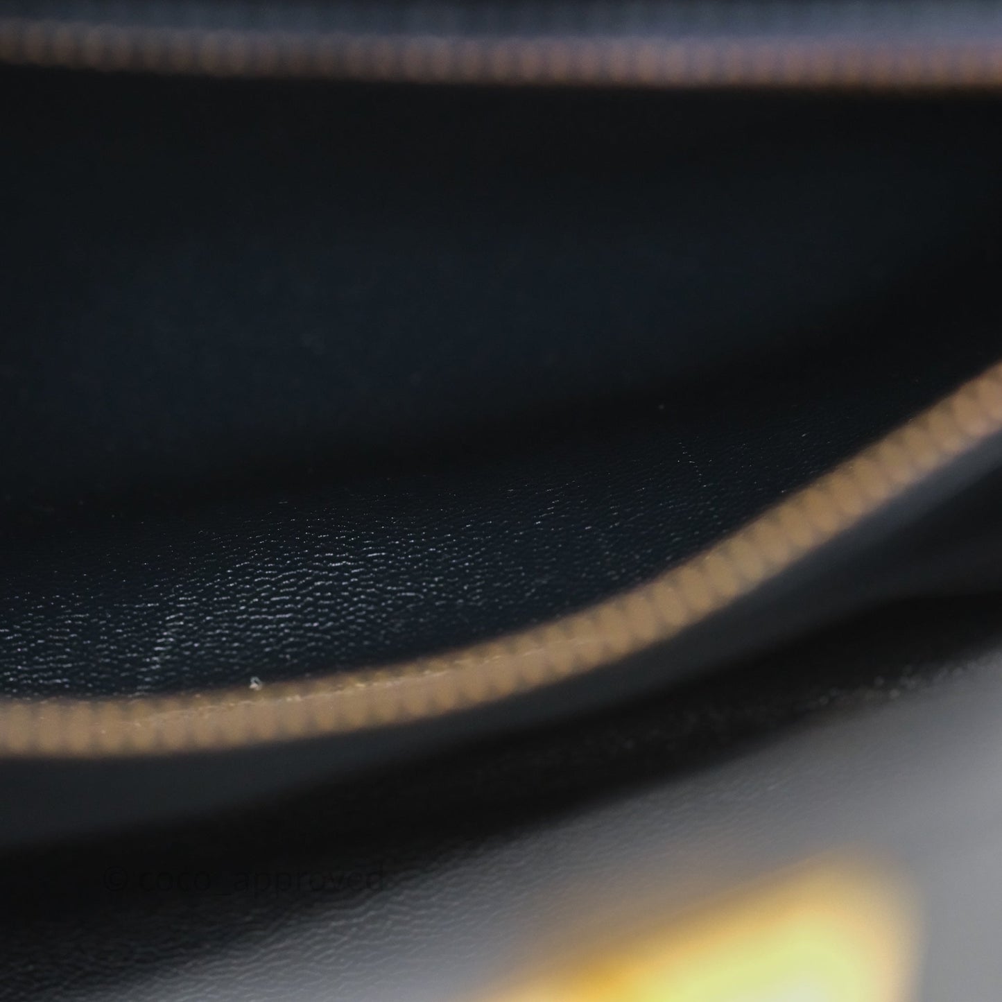 Hermès Vintage Kelly 28 Retourn Navy Box Leather Gold Hardware