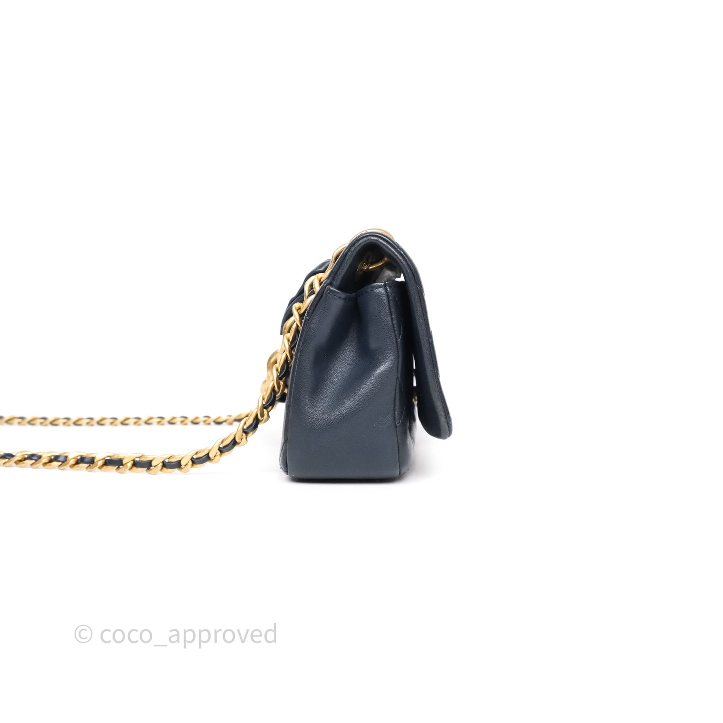 Chanel Quilted Entwined Chain Bag Navy Lambskin Aged Gold Hardware 21P