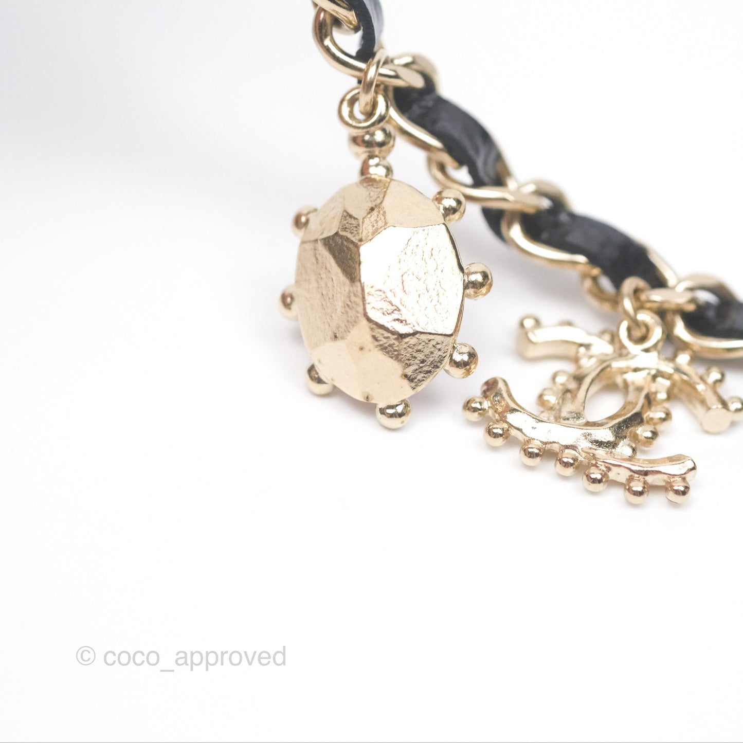 Chanel Crystal CC Resin Necklace Choker Lambskin Gold Hardware 21A