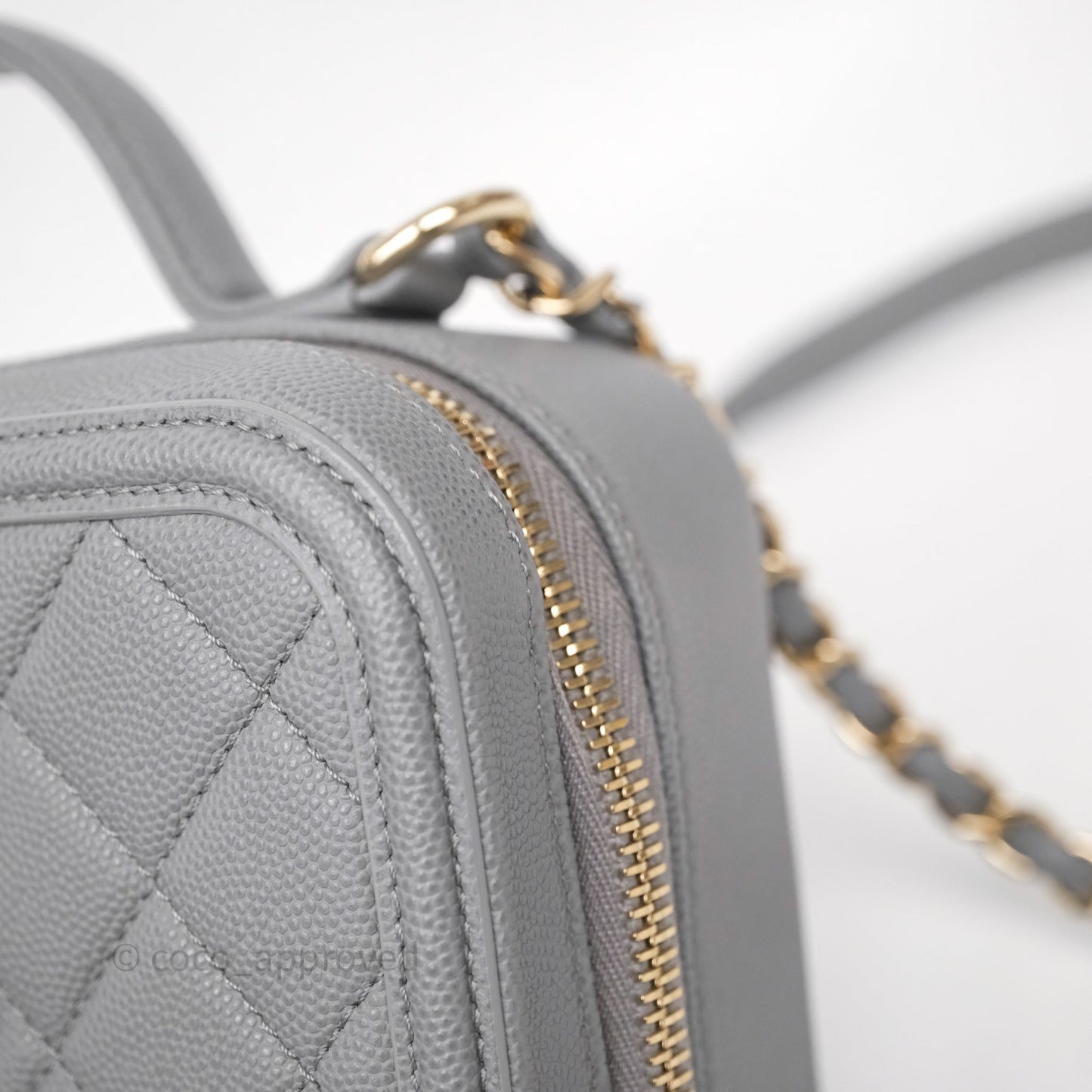 Chanel Medium CC Filigree Vanity Case Quilted Grey Caviar Gold Hardware