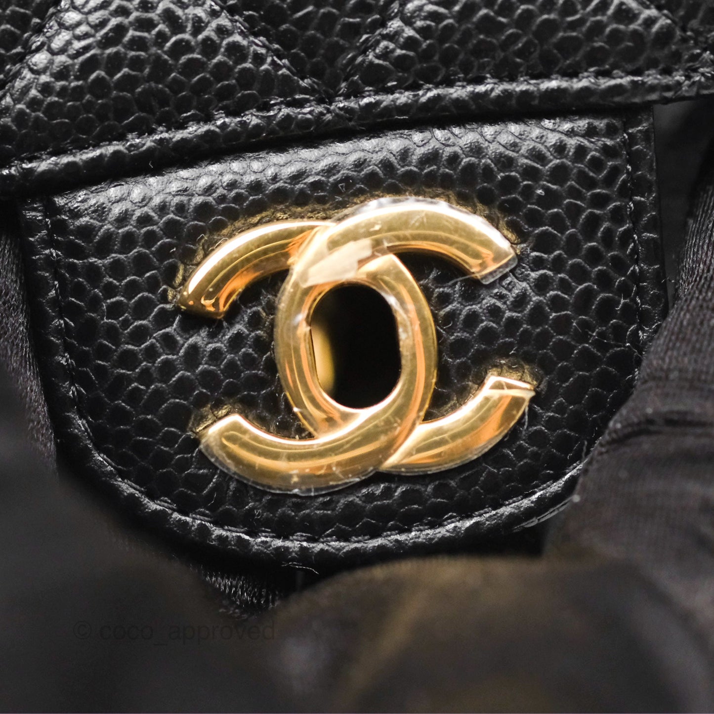 Chanel Classic M/L Medium Flap Quilted Black Caviar Gold Hardware