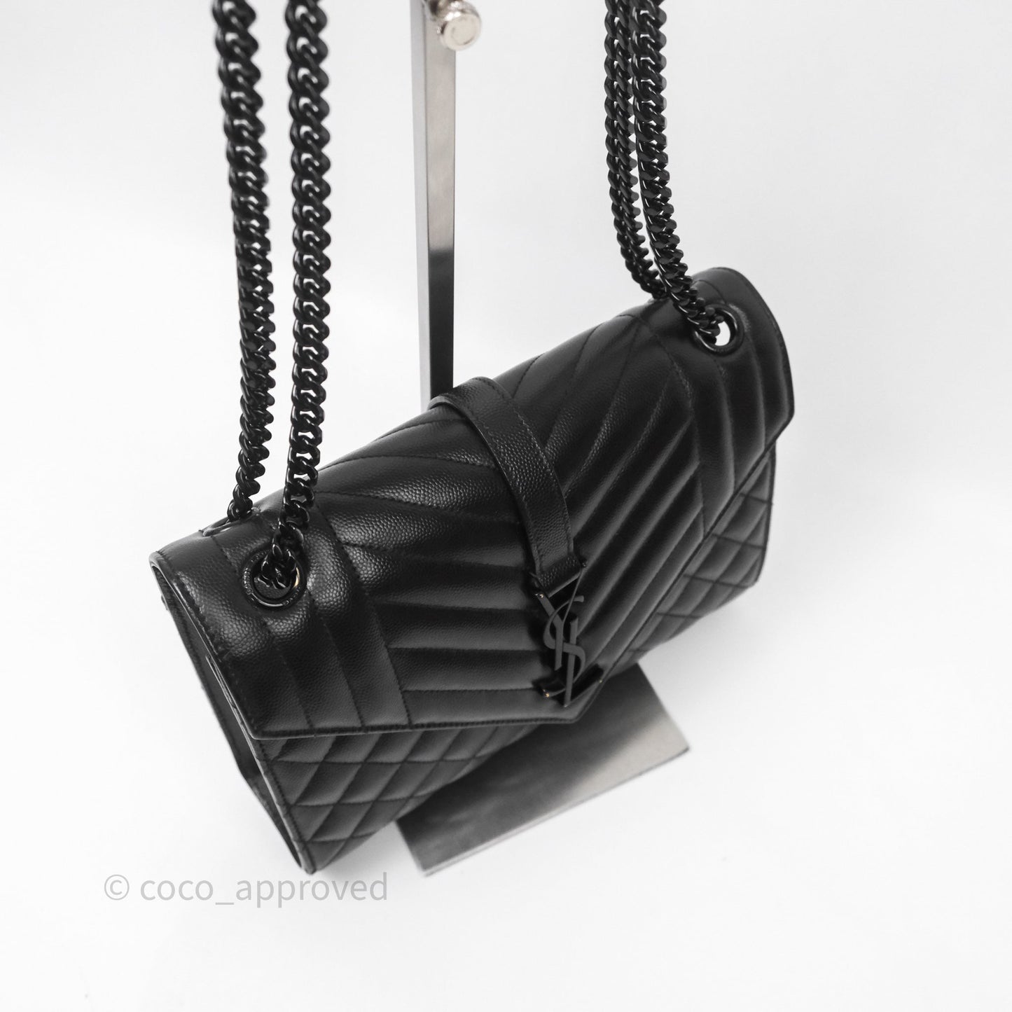 Saint Laurent Envelope Medium So Black Caviar