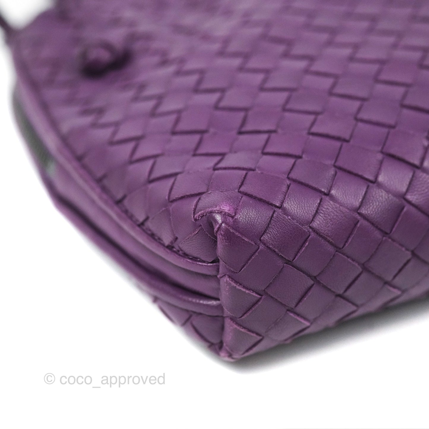 Bottega Veneta Crossbody Bag Intrecciato Leather Purple