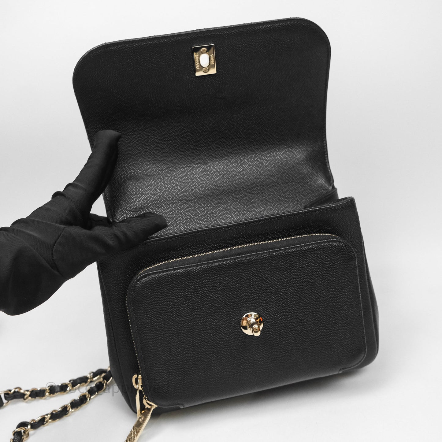 Chanel Quilted Medium Business Affinity Flap Black Caviar Gold Hardware