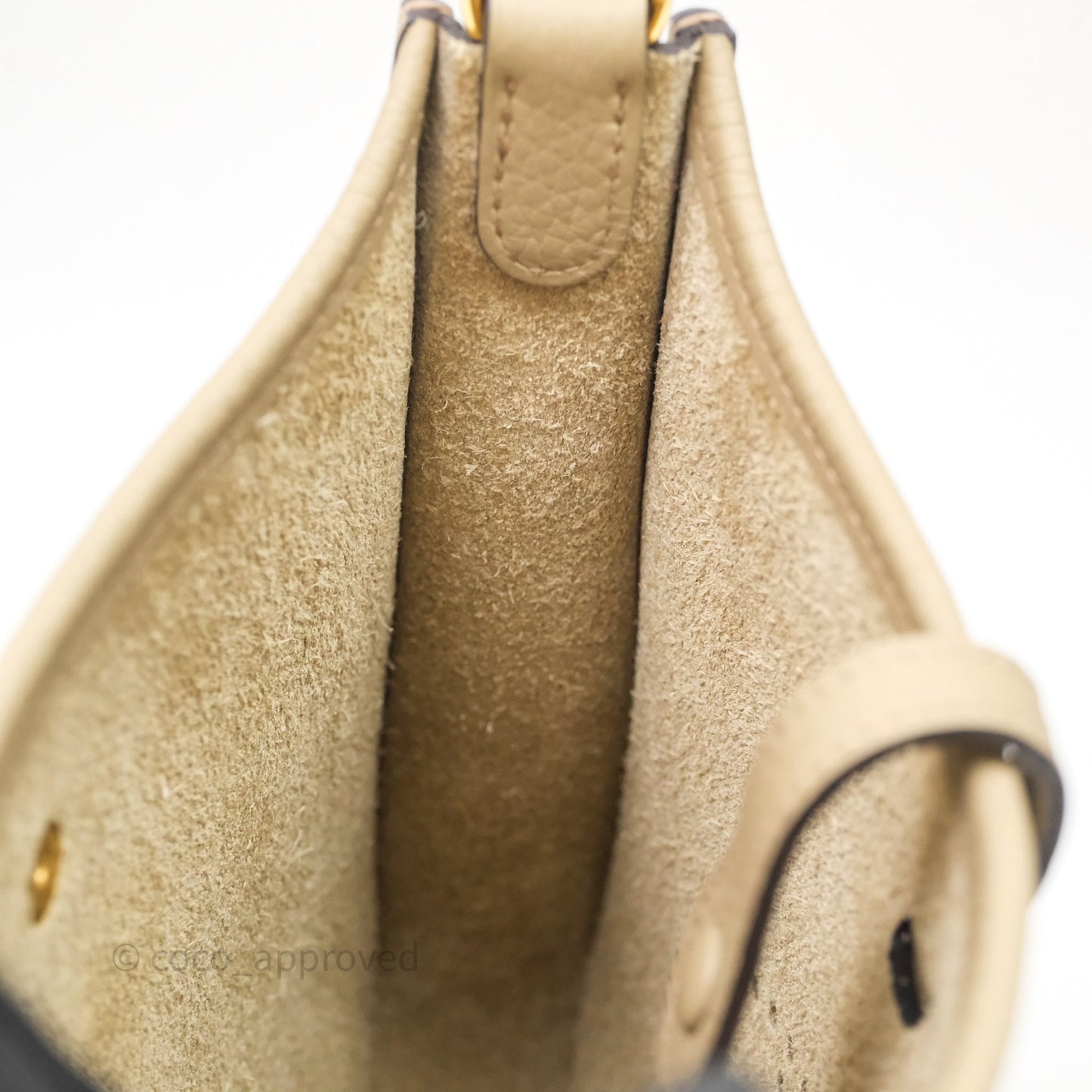 Hermès Mini Evelyne 16 Beige Marfa 8Q Clemence Gold Hardware
