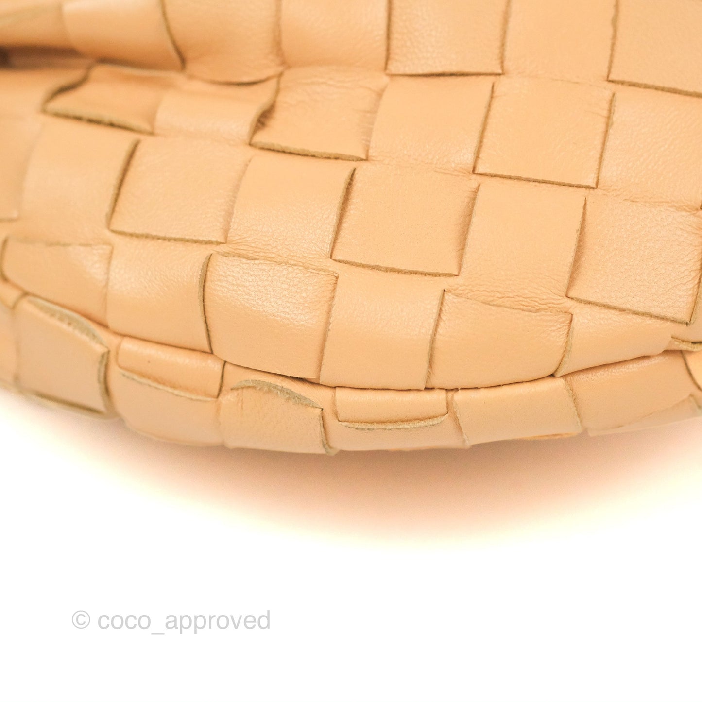 Bottega Veneta Intrecciato Mini Jodie Clutch Bag Beige Lambskin Gold Hardware