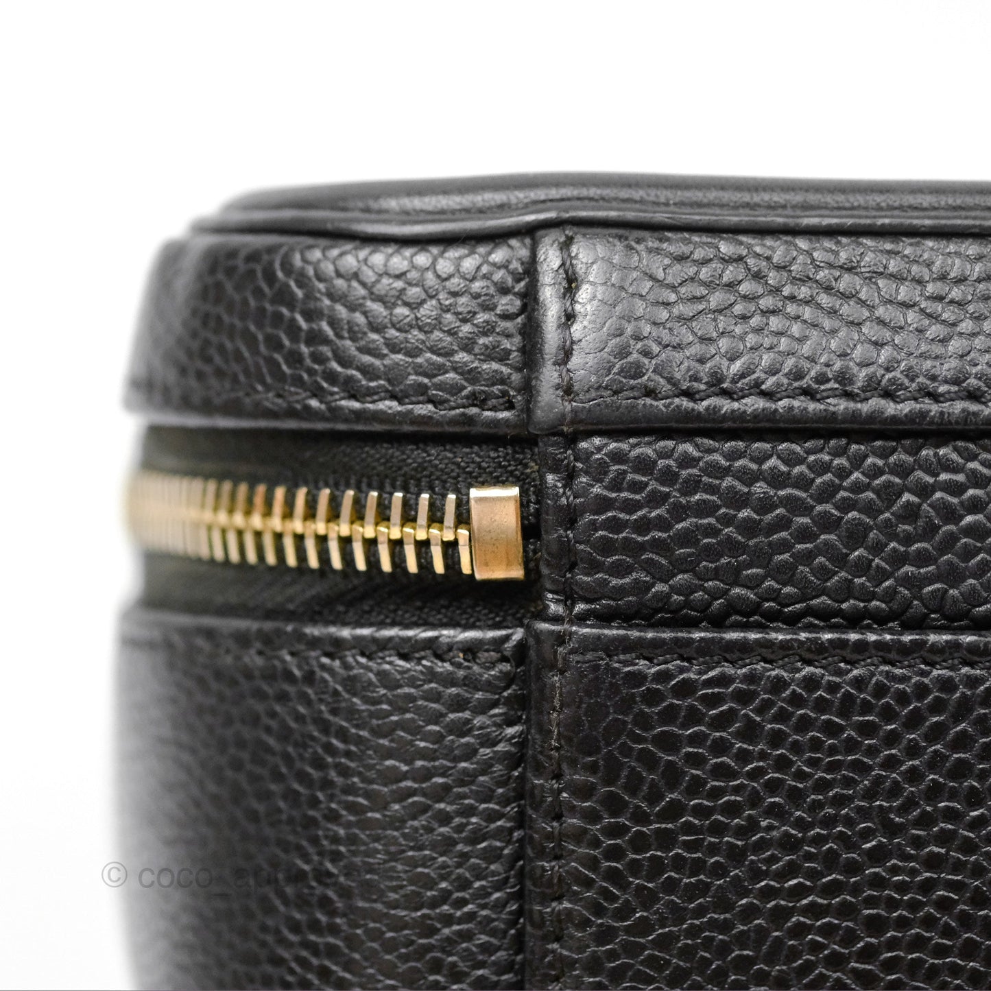 Chanel Quilted Medium CC Filigree Vanity Case Black Caviar Gold Hardware