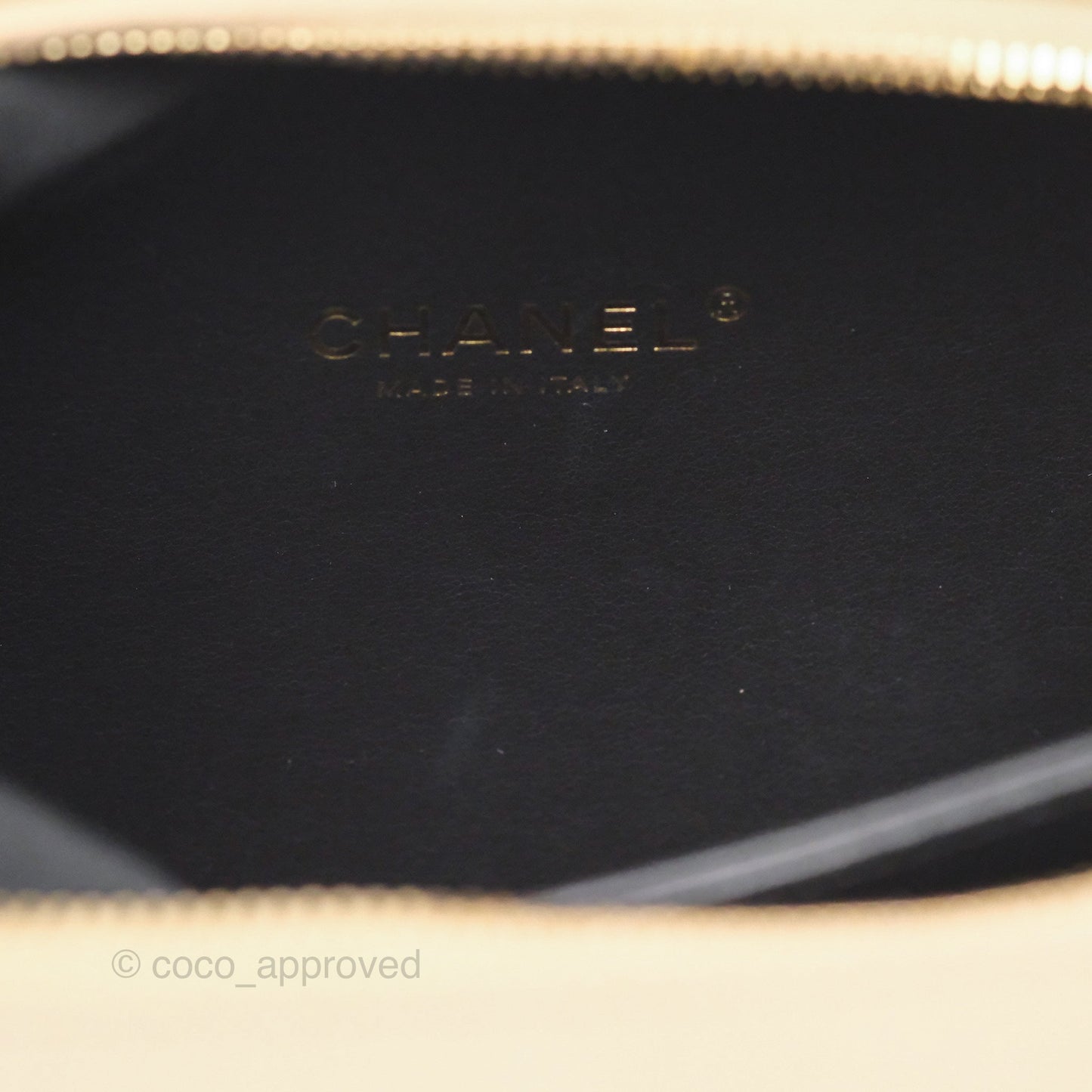 Chanel Quilted Small CC Filigree Vanity Case Black Beige Caviar Gold Hardware