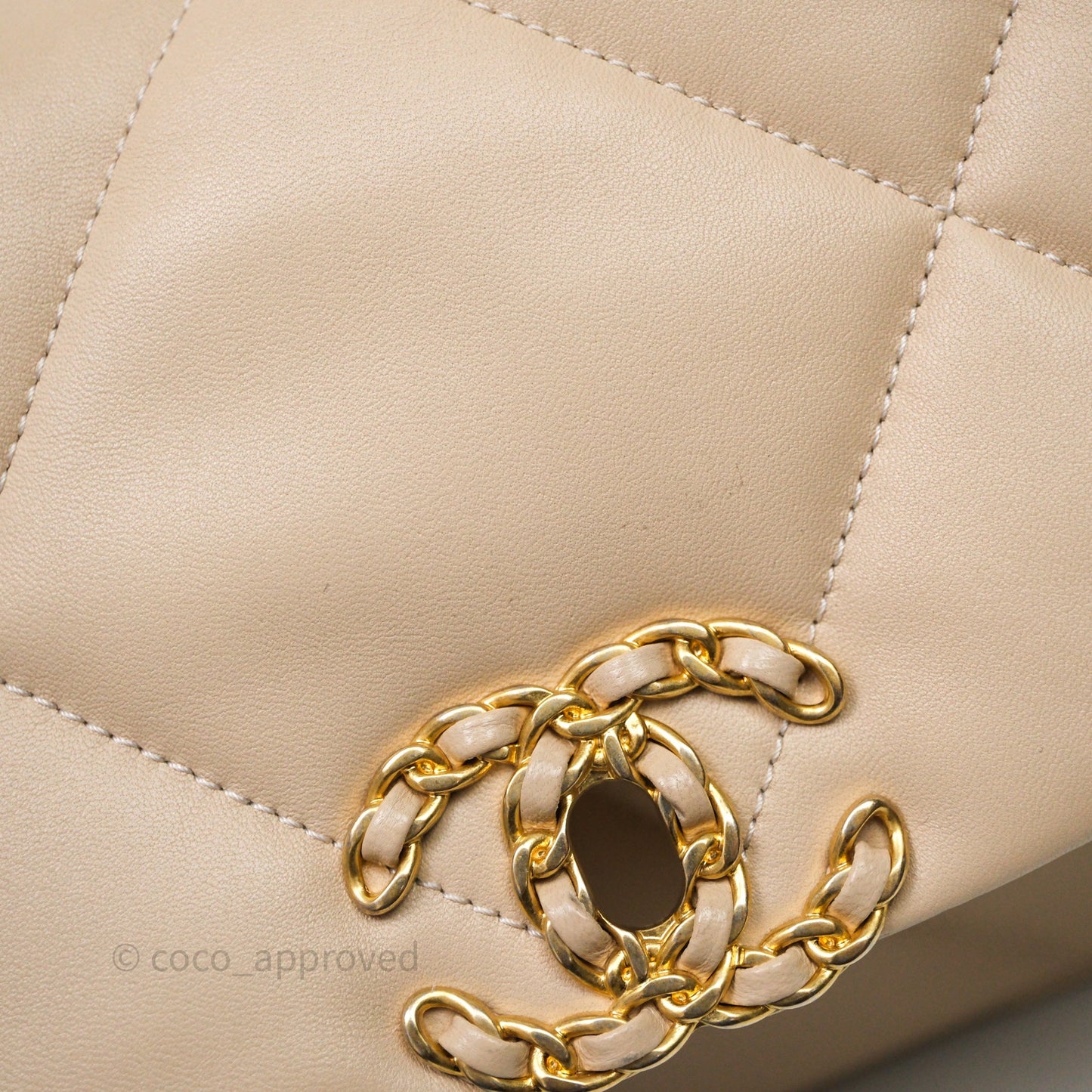 Chanel 19 Small Beige Lambskin Mixed Hardware