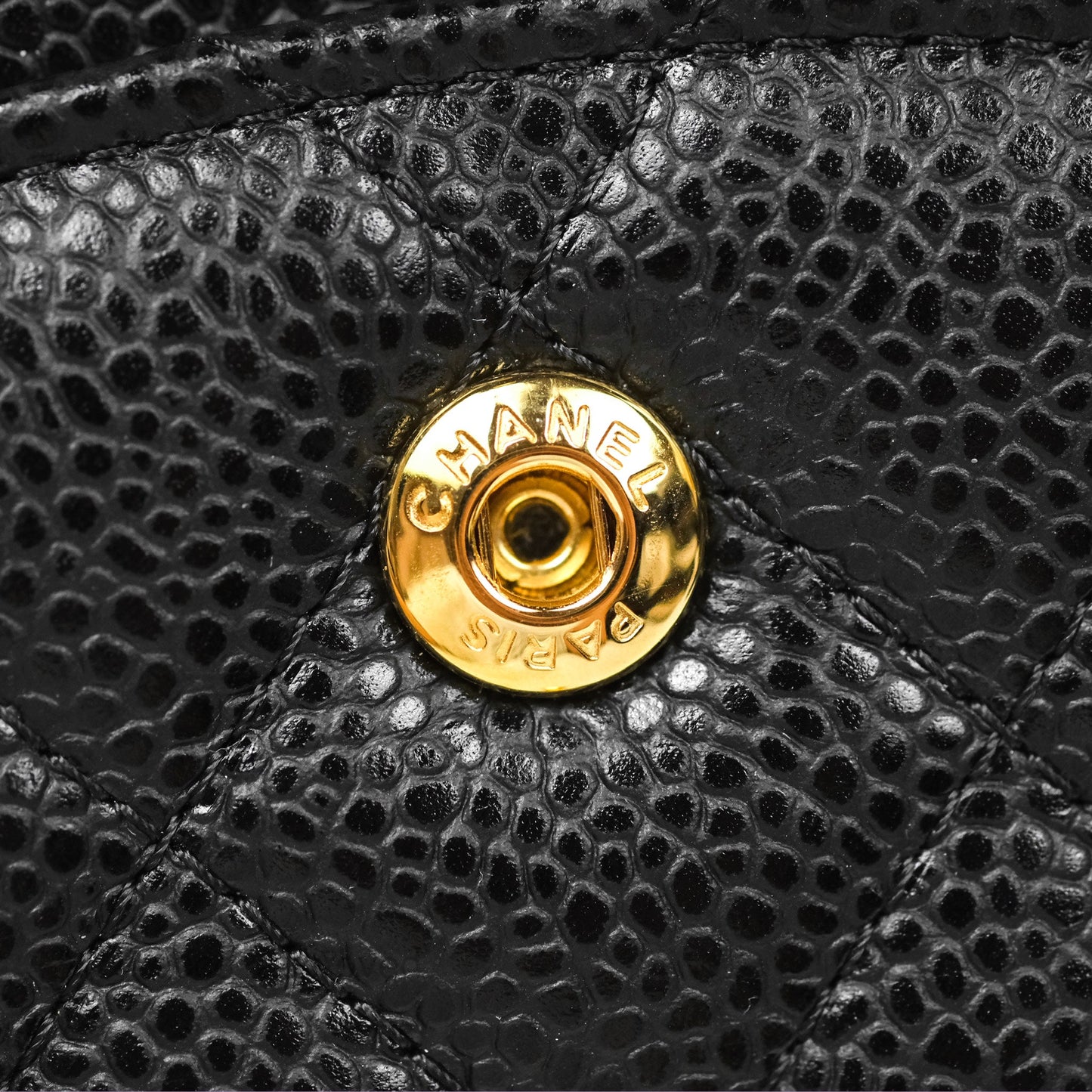 Chanel Classic M/L Medium Flap Quilted Black Caviar Gold Hardware