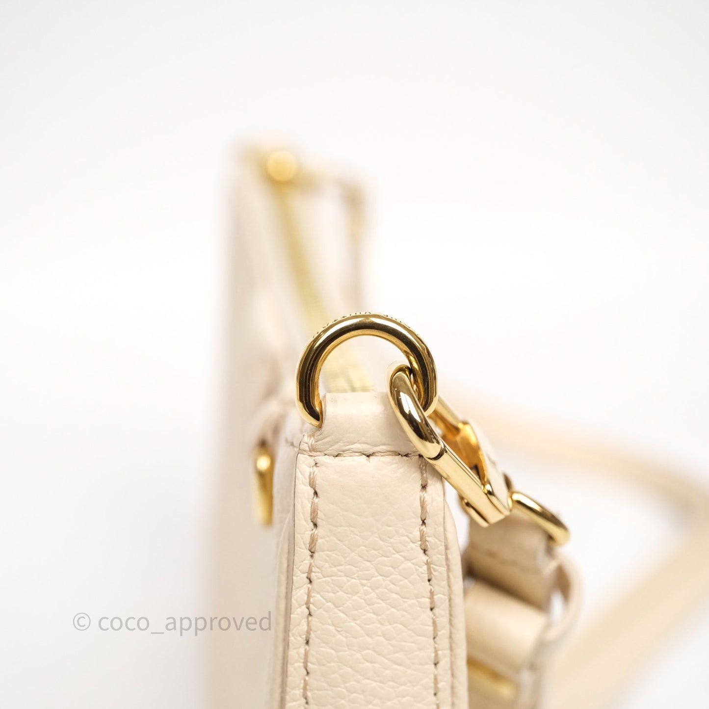Louis Vuitton Easy Pouch On Strap Crème Monogram Empreinte Leather