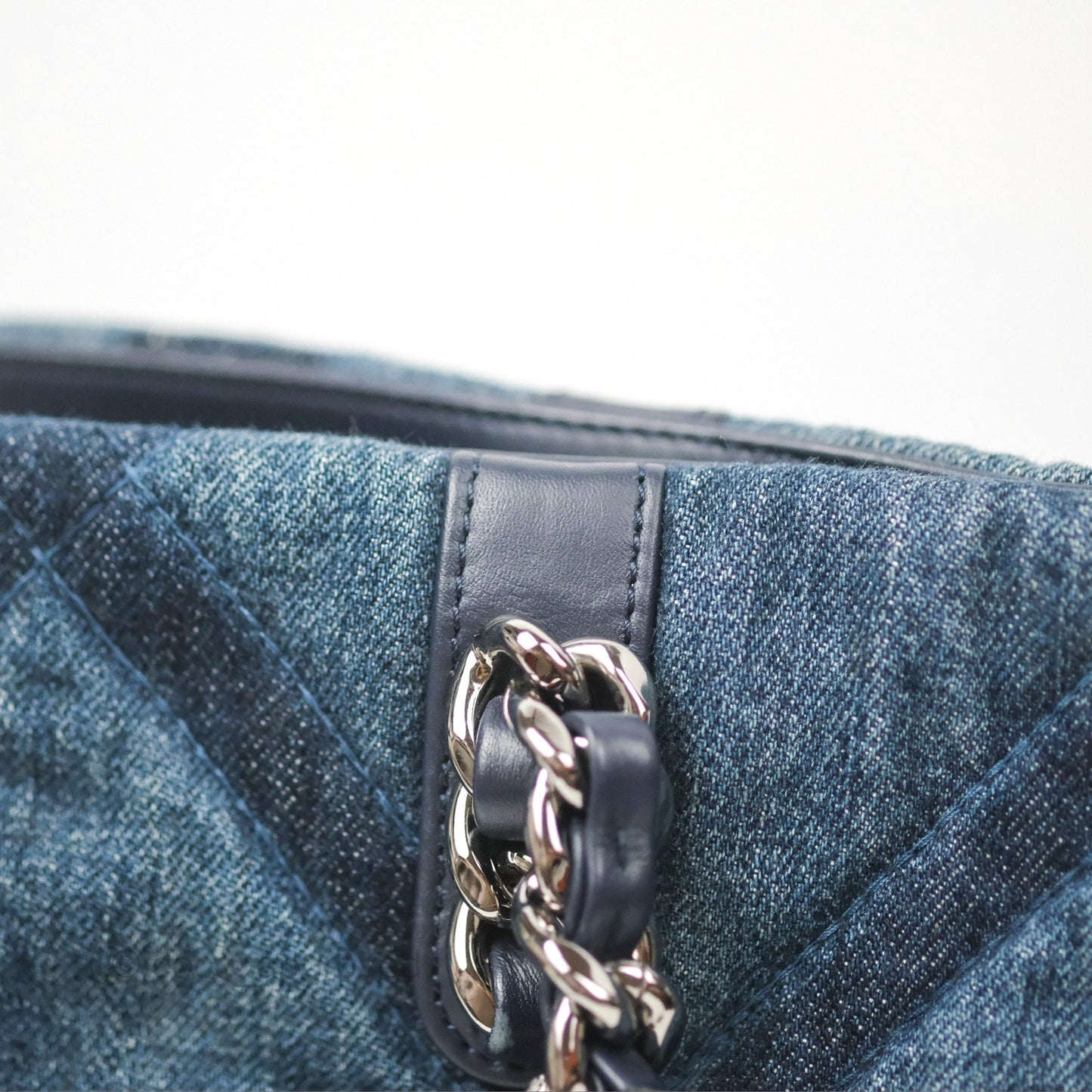 Chanel 19 Tote Quilted Denim Mixed Hardware 23C