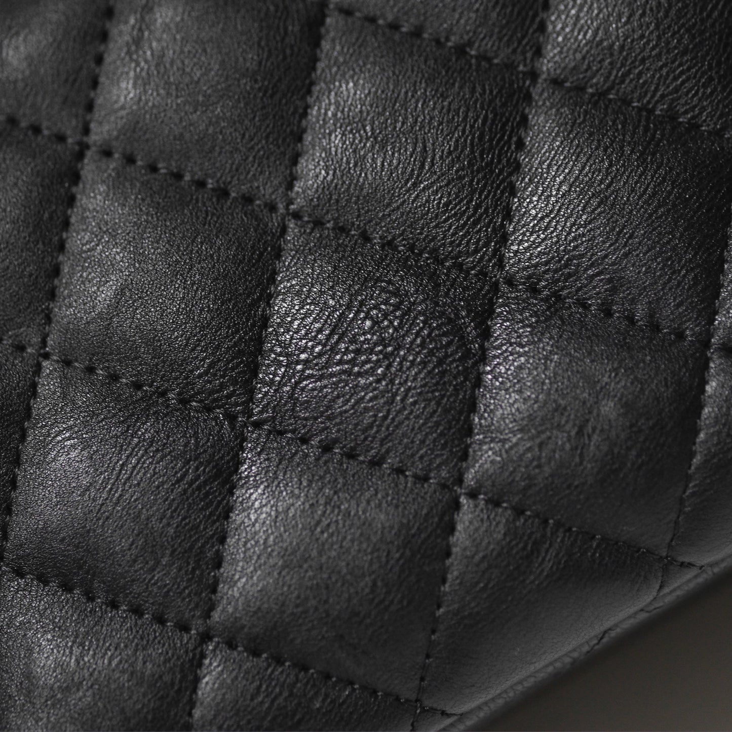 Chanel Classic Quilted M/L Medium Double Flap So Black Calfskin