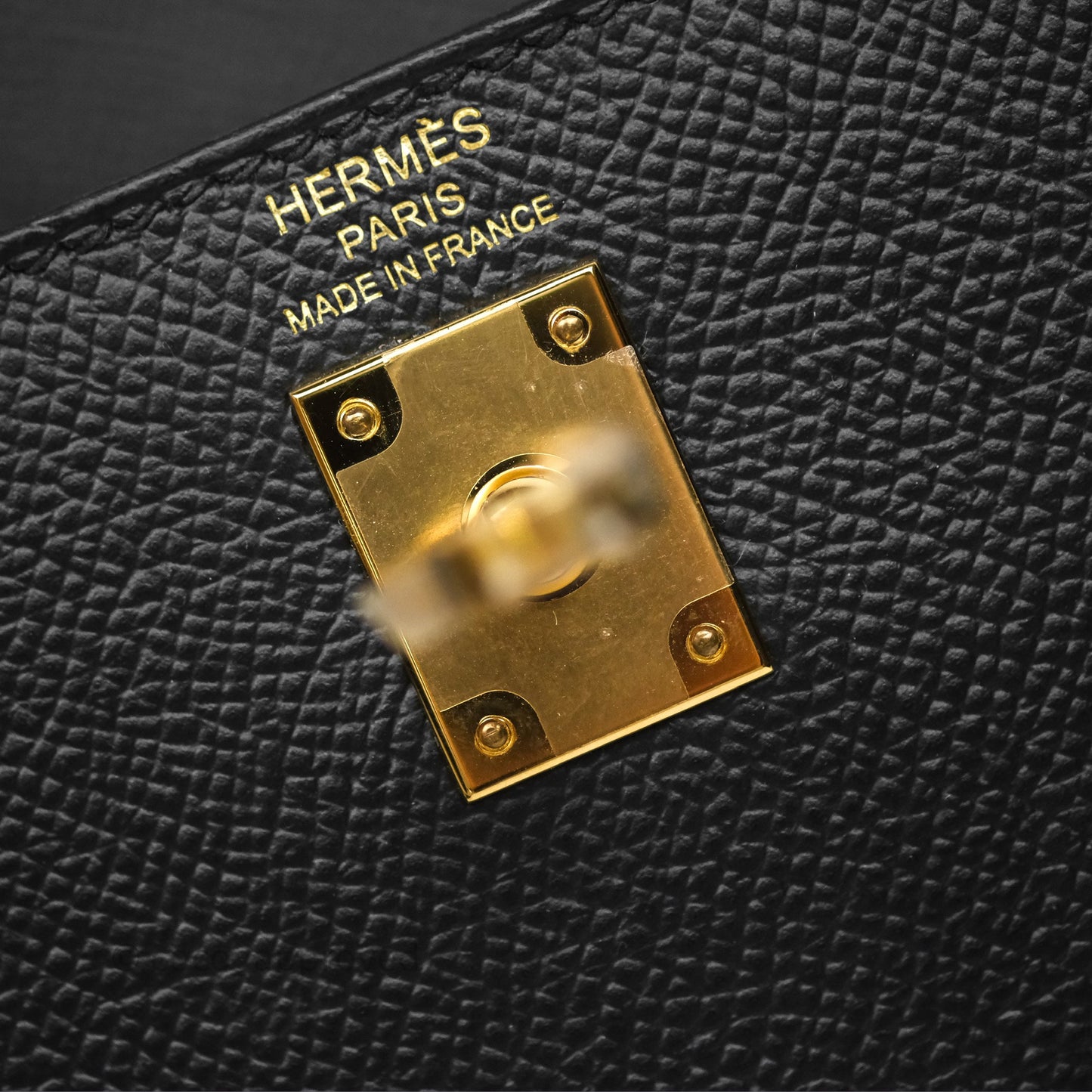 Hermès Sellier Kelly 25 Black Noir 89 Epsom Gold Hardware