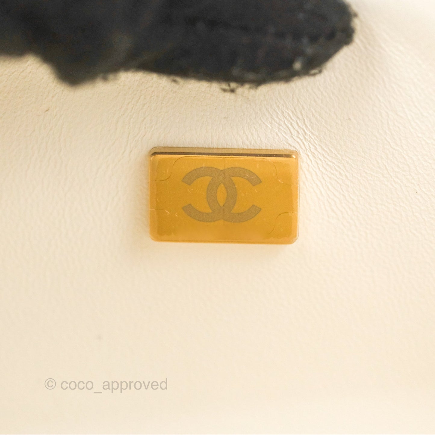 Chanel Classic M/L Medium Flap Quilted White Caviar Gold Hardware