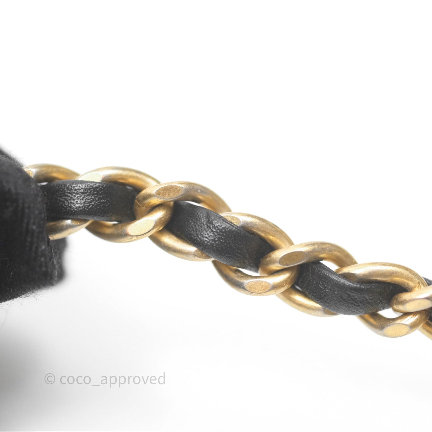 Chanel Quilted CC Pearl Crush Camera Case Black Lambskin Gold Hardware
