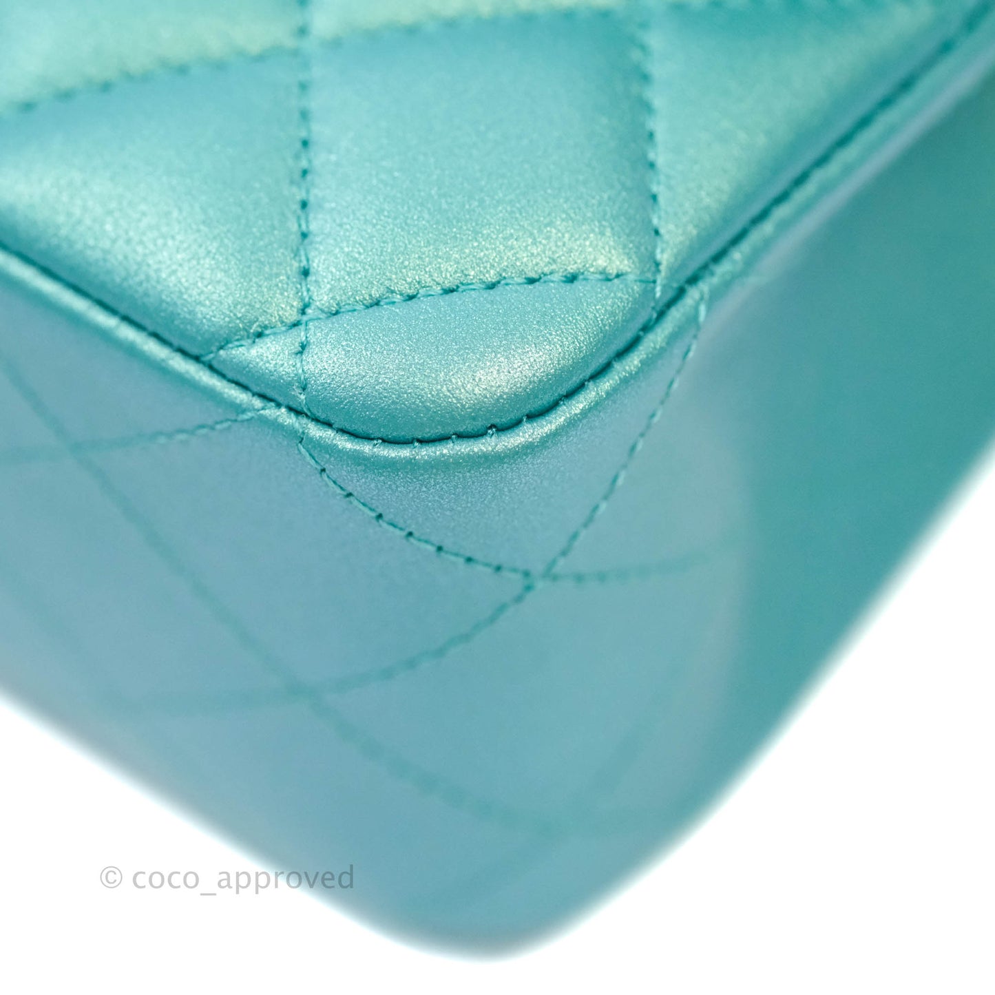 Chanel Classic M/L Medium Double Flap Iridescent Turquoise Calfskin Gold Hardware