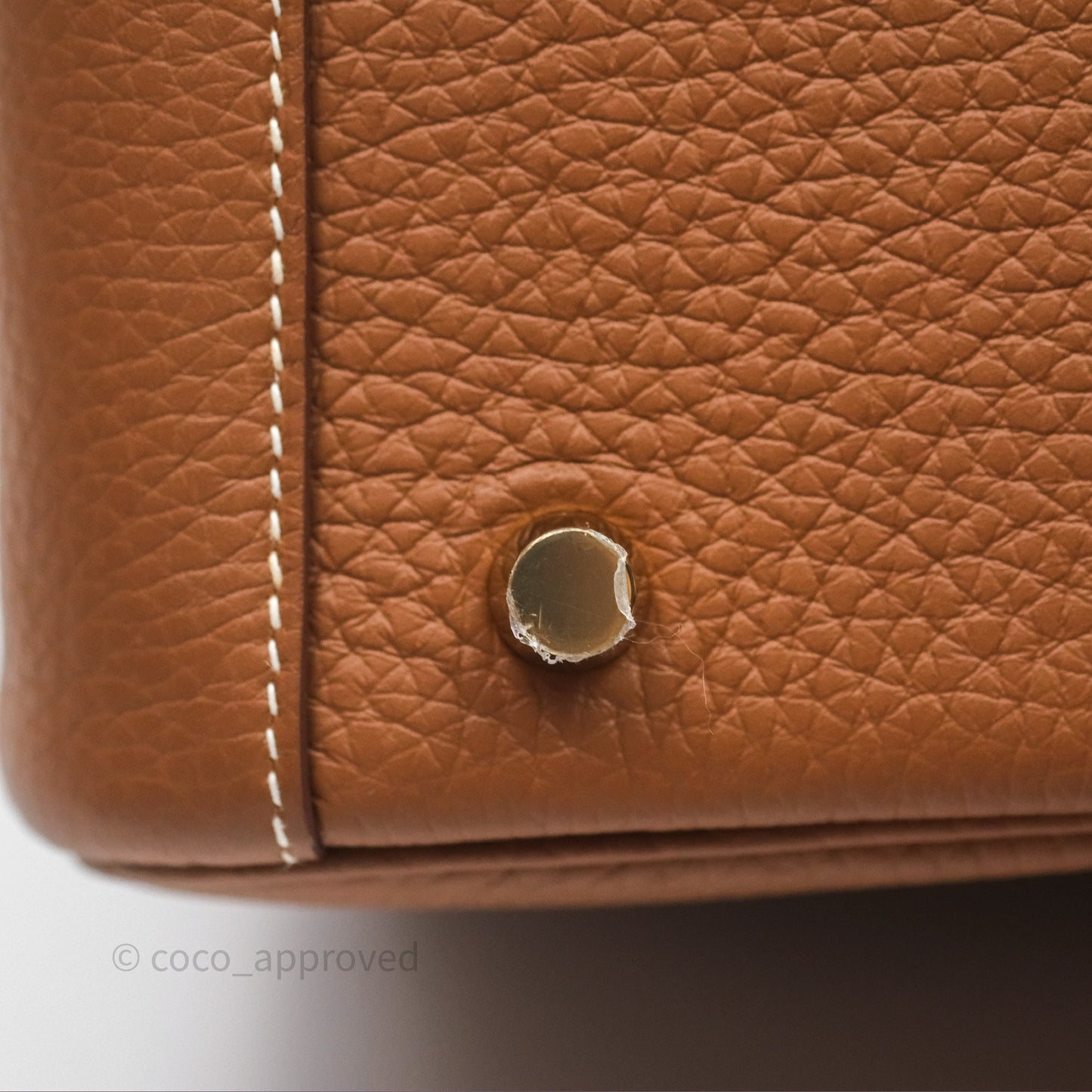Hermès Lindy 26 Gold 37 Clemence Gold Hardware