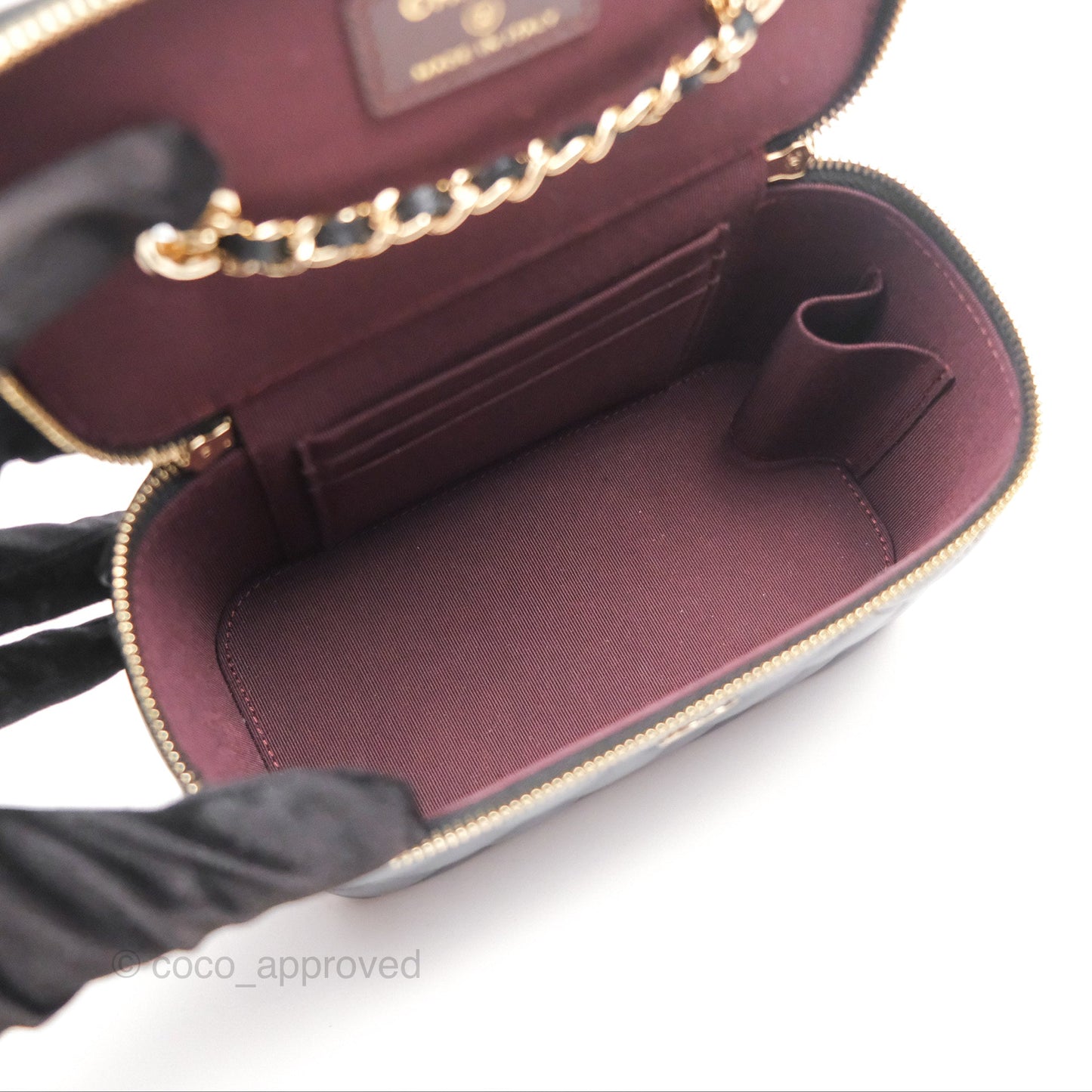 Chanel Vanity Rectangular With Chain Black Lambskin Gold Hardware