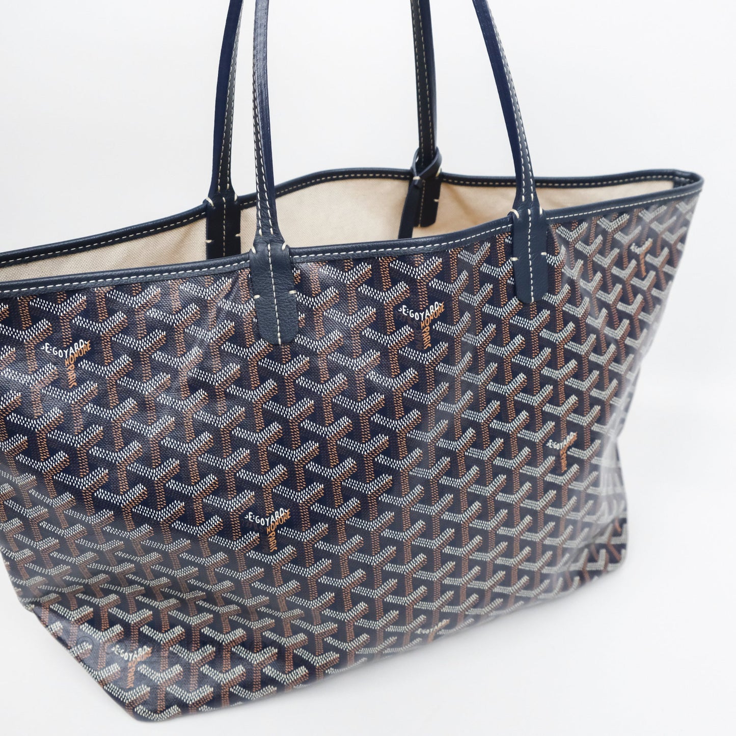 Goyard St Louis Tote PM ⁣⁣⁣⁣⁣⁣⁣⁣⁣⁣⁣⁣⁣⁣⁣⁣⁣⁣⁣⁣Blue Marine