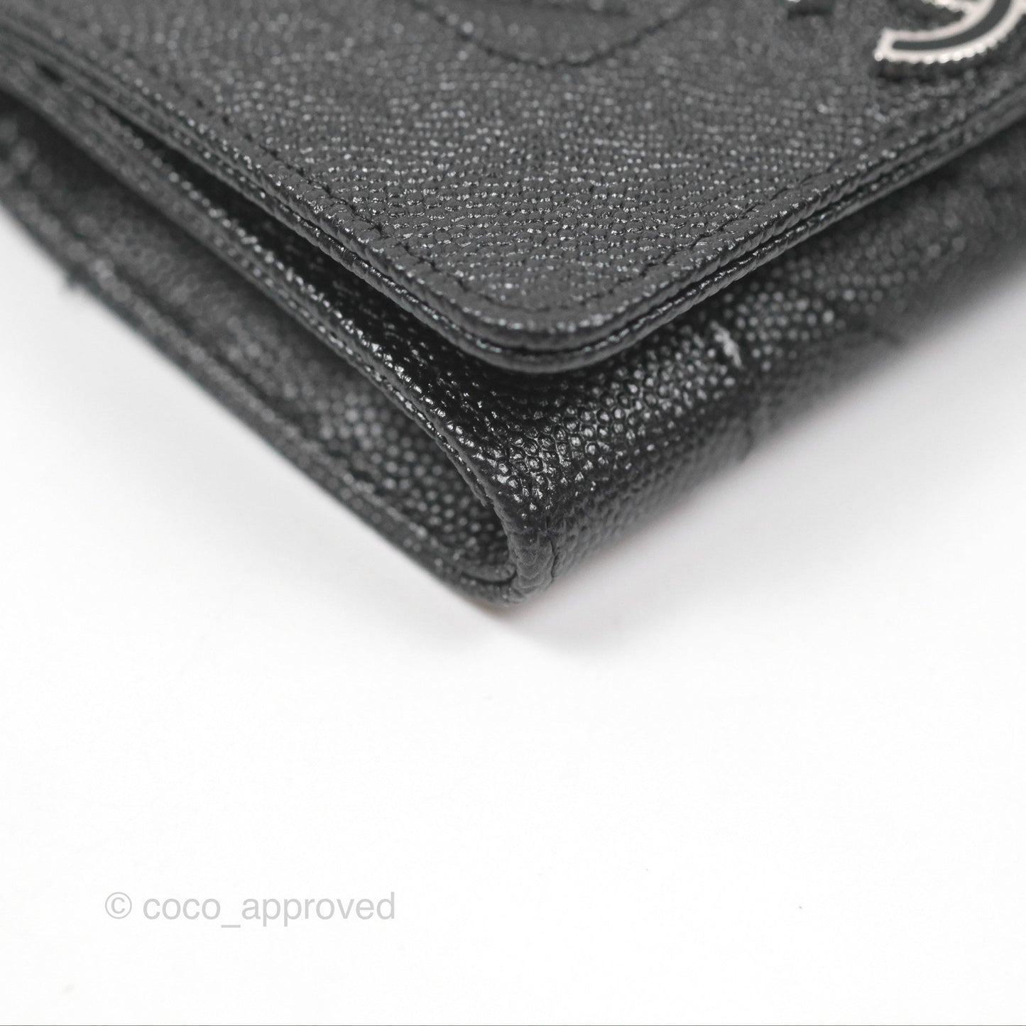 Chanel Chevron Mademoiselle Card Holder Iridescent Black Caviar Silver Hardware