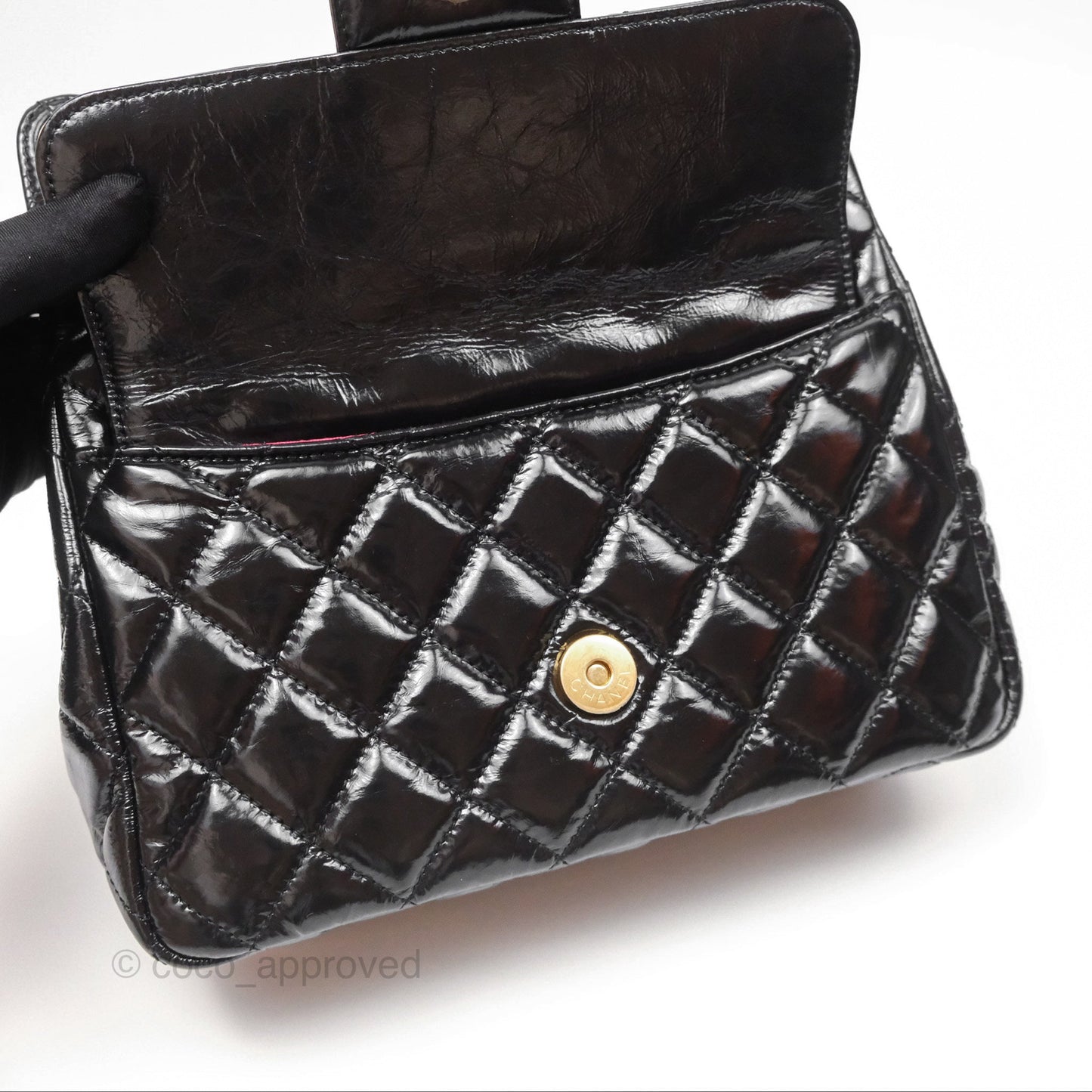 Chanel Medium Quilted Wavy CC Hobo Black Patent Aged Gold Hardware