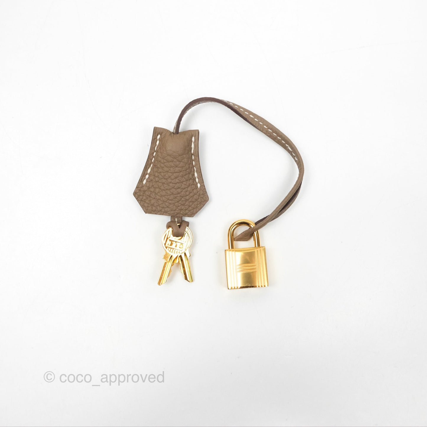 Hermès Kelly 28 Retourne Etoupe Togo Gold Hardware