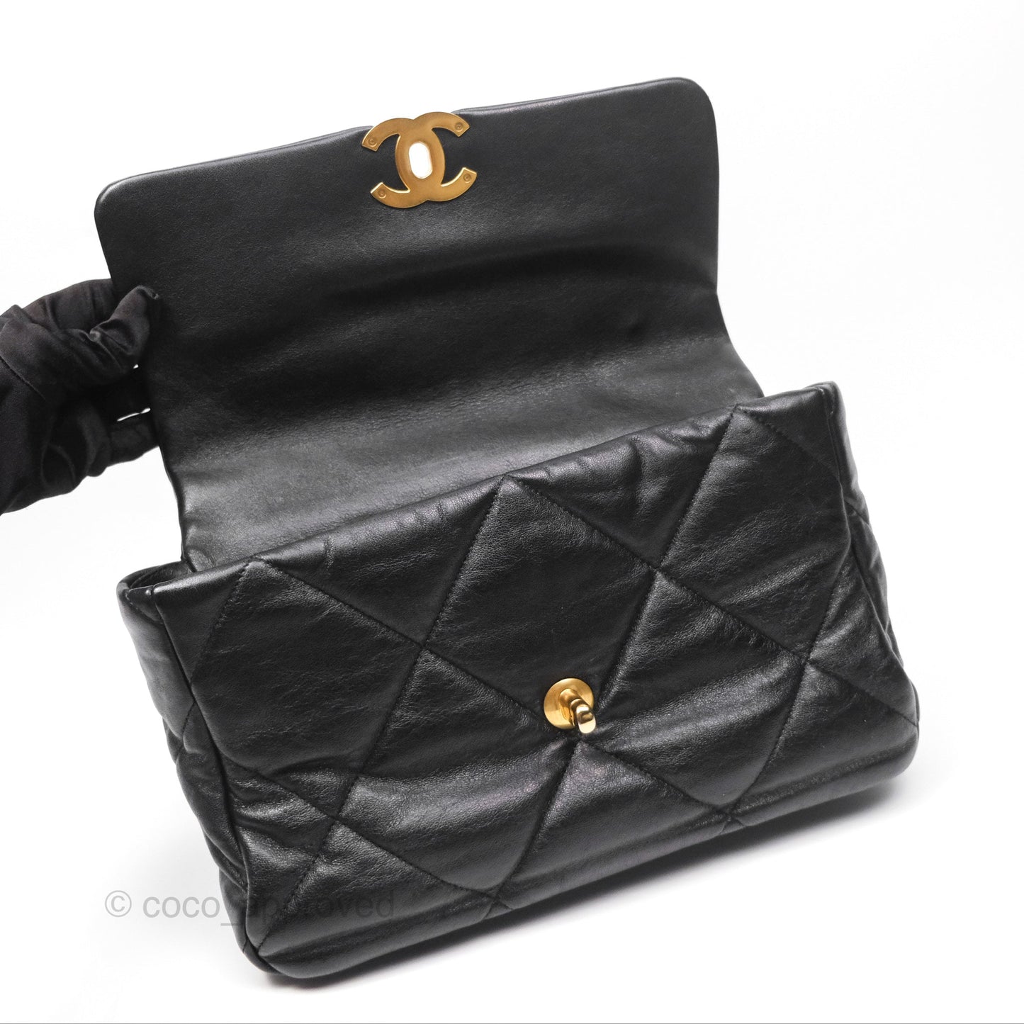Chanel 19 Medium Black Goatskin Mixed Hardware