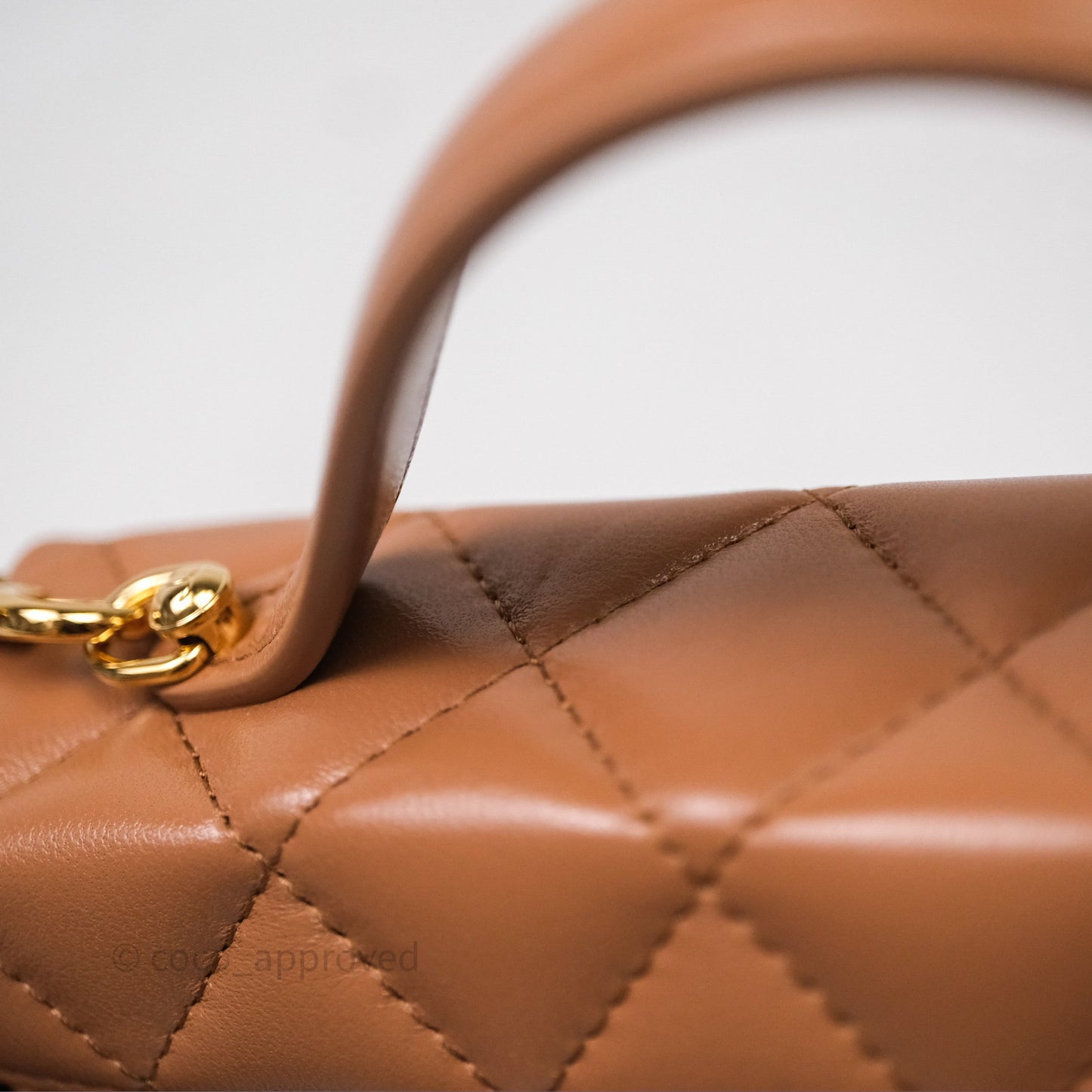 Chanel Top Handle Long Vanity with Chain Caramel Beige Lambskin Gold Hardware 25B