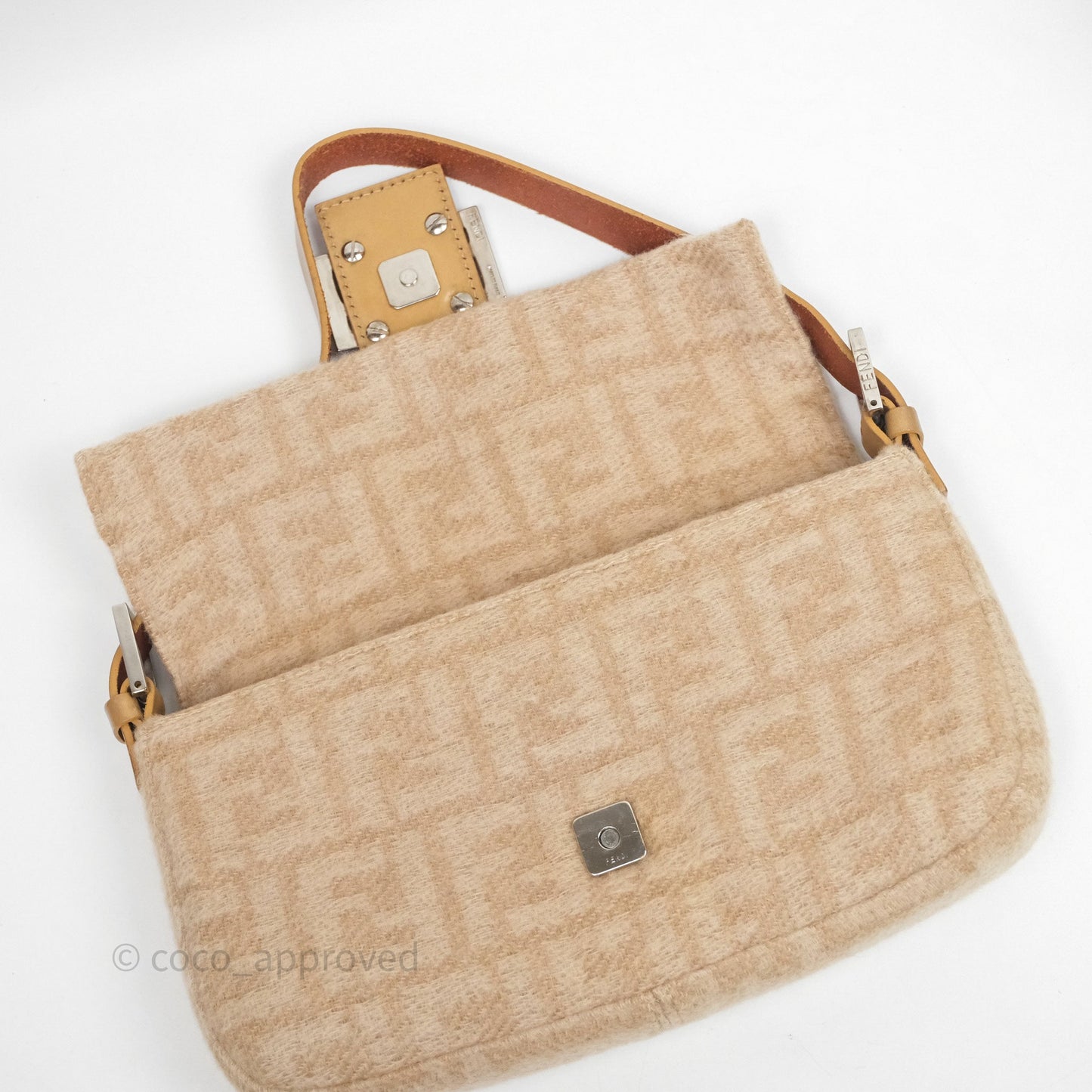 Fendi Vintage Baguette Shoulder Bag Wool Beige