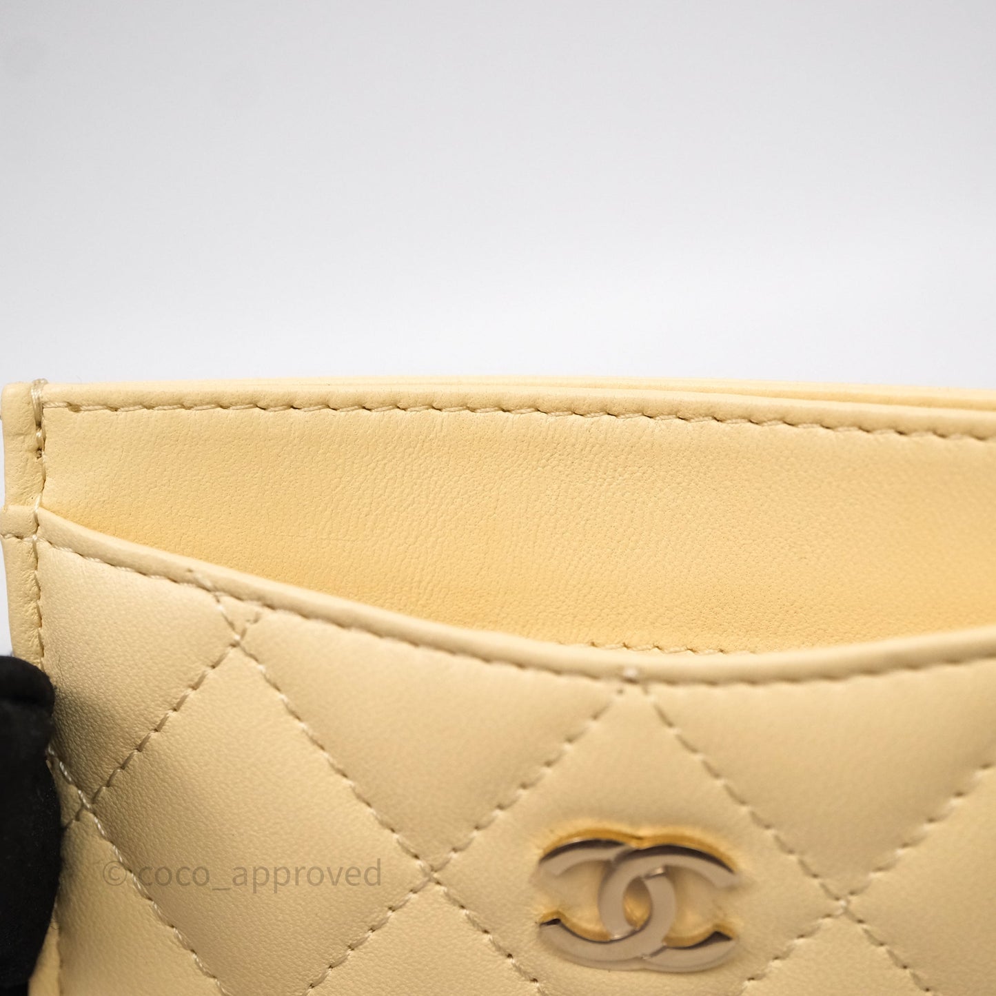 Chanel Classic Flat Card Holder Yellow Lambskin Gold Hardware