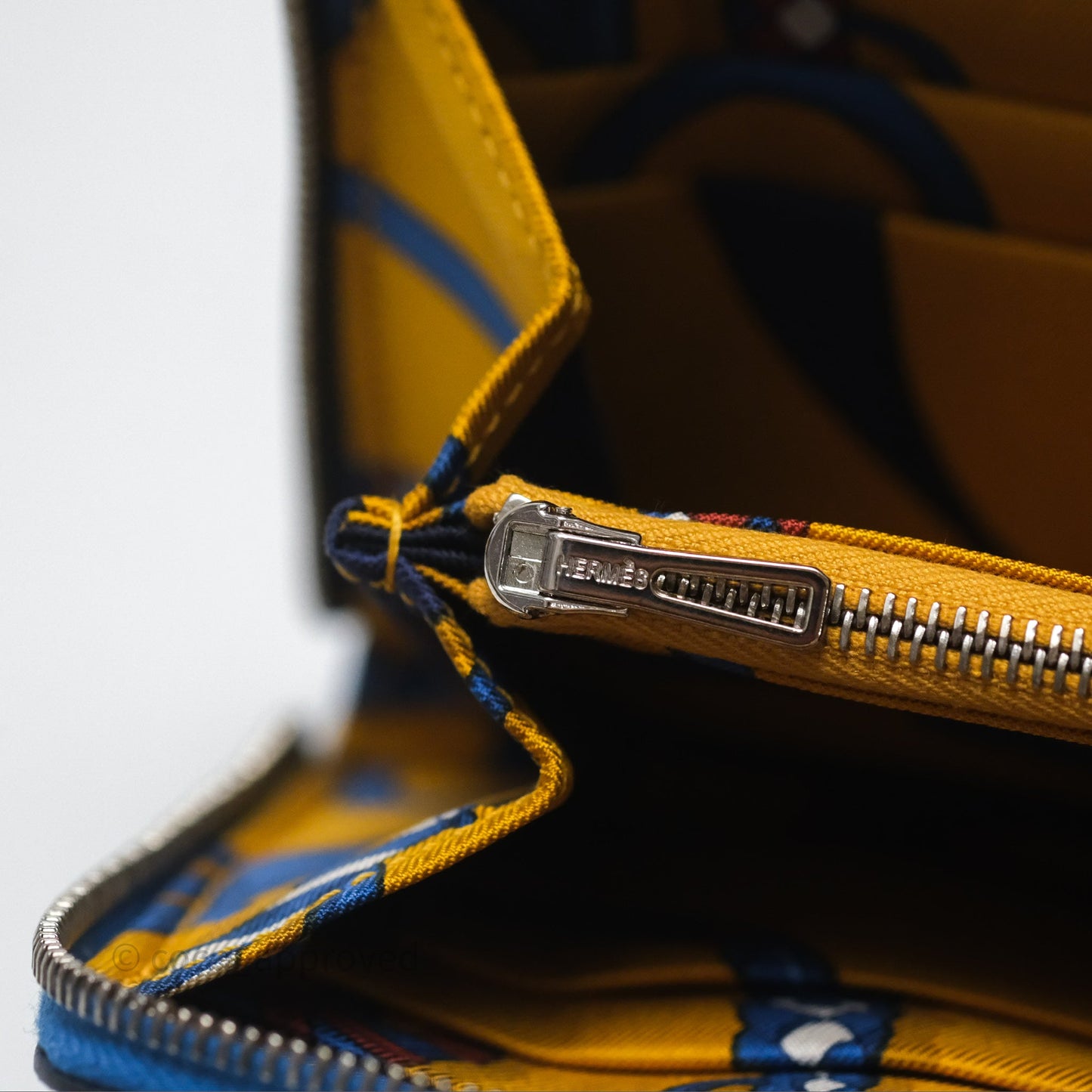 Hermès Silk In Classique Long Wallet Bleu Epsom