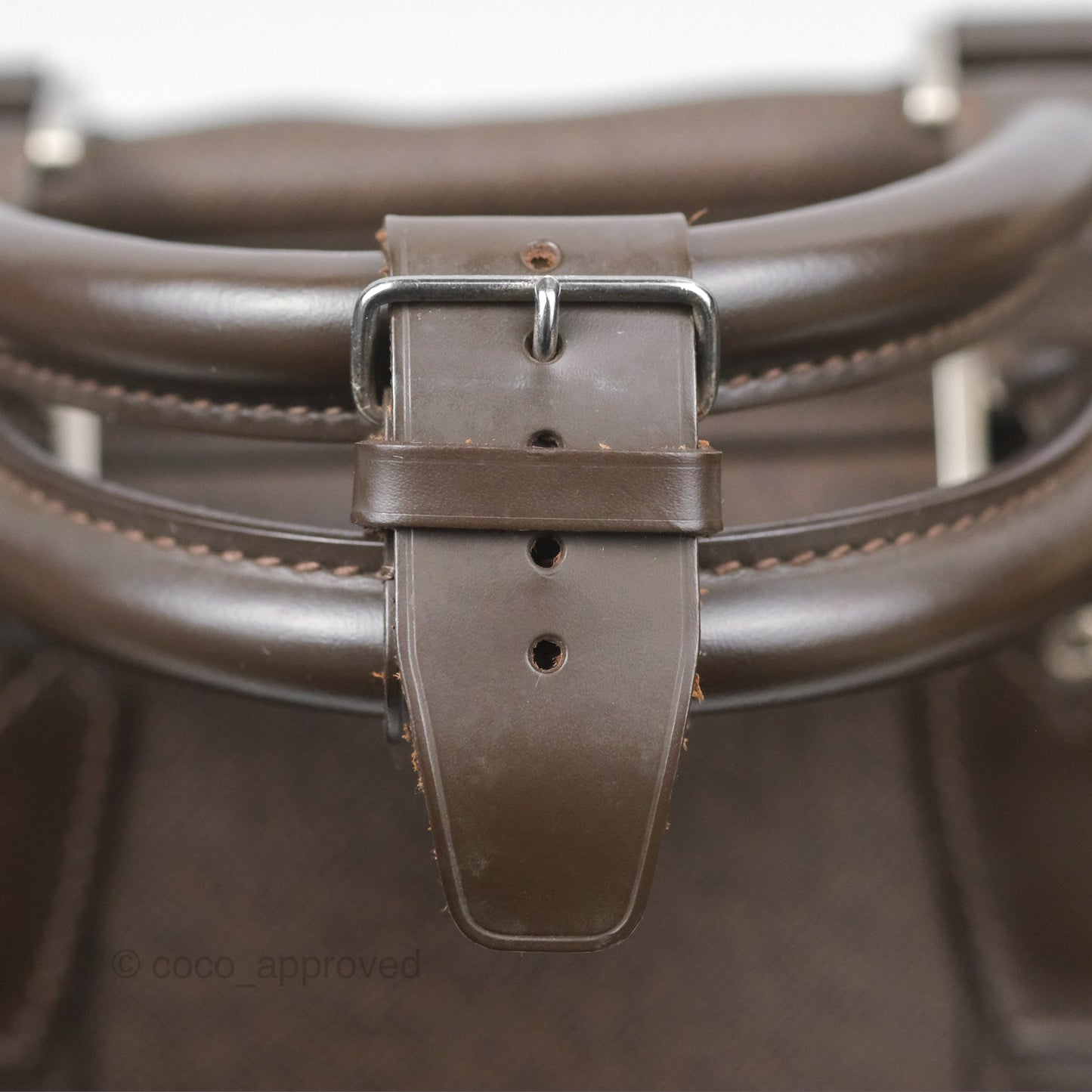 Louis Vuitton Vintage Kendall PM in Brown Taiga Leather