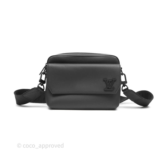 Louis Vuitton Fastline Messenger Black