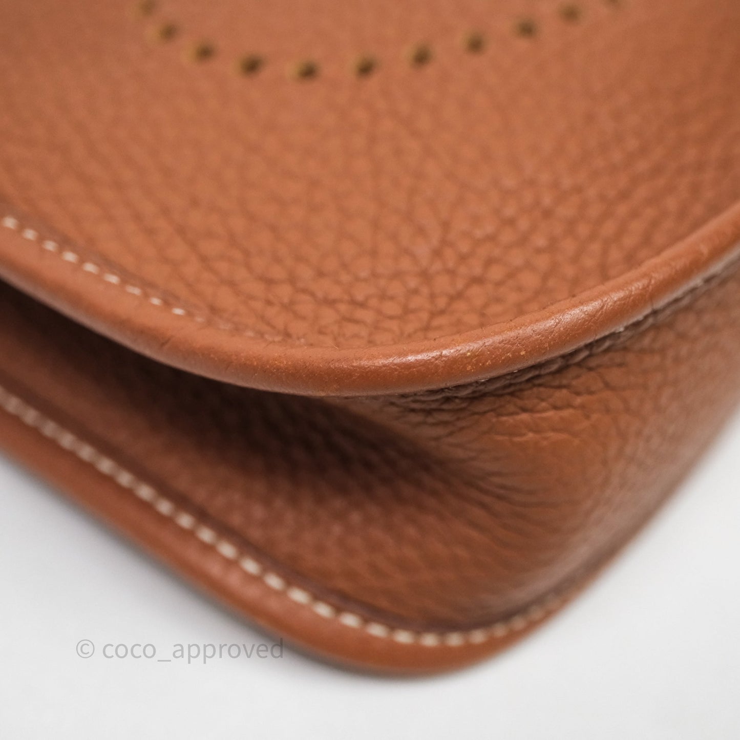 Hermès Mini Evelyne 16 Gold Clemence Gold Hardware