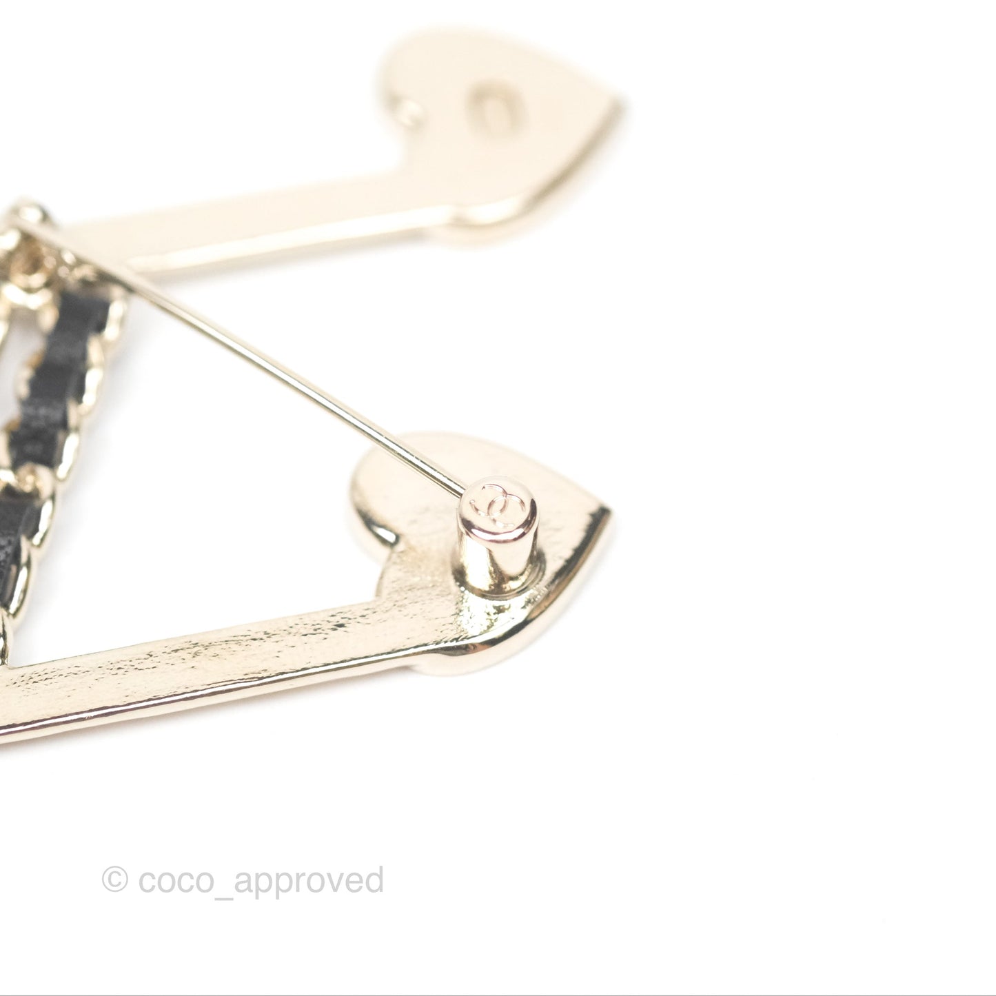 Chanel Heart Studded Street Style With Jewels Brooch Gold Tone 24A