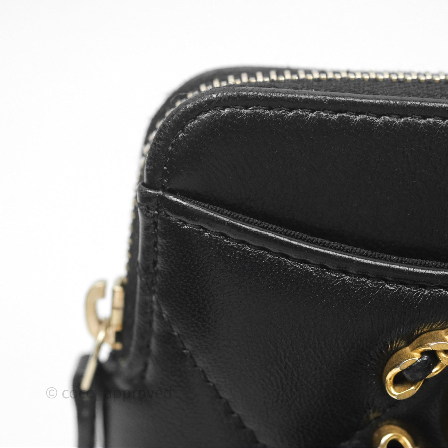 Chanel 19 Black Zipped Coin Purse Lambskin Gold Hardware