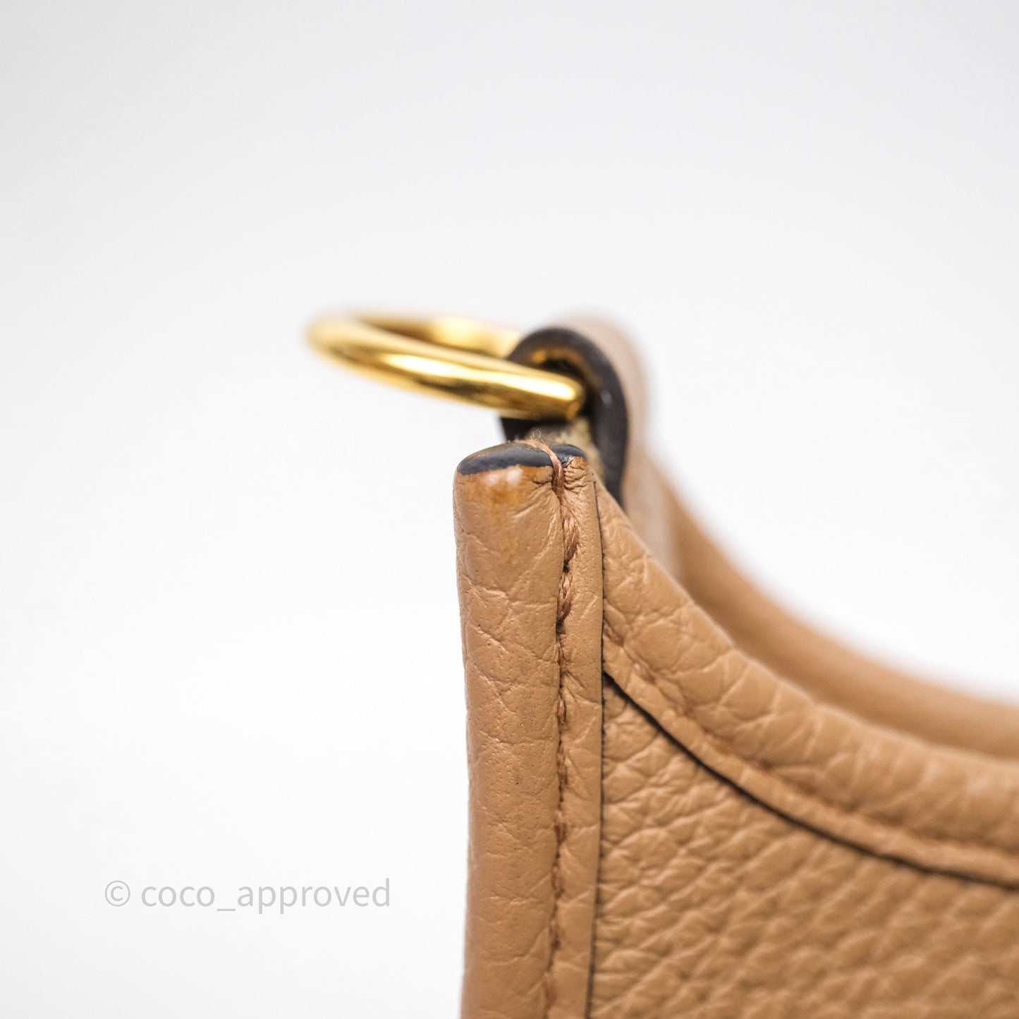 Hermès Mini Evelyne 16 Chai 0M Clemence Gold Hardware