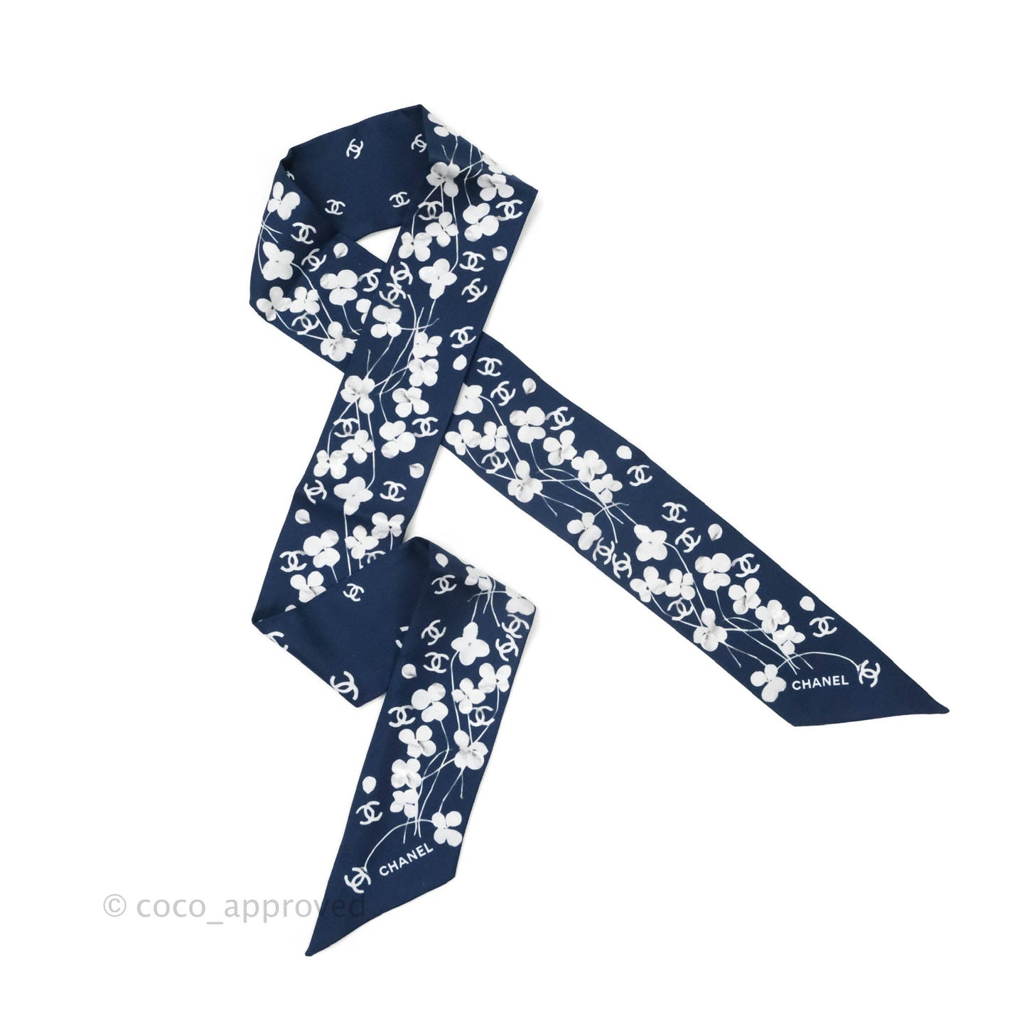 Chanel CC Flora Print Silk Twilly in Navy White