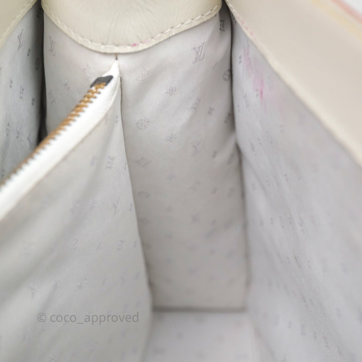 Louis Vuitton Le Fabuleux Bag White Suhali