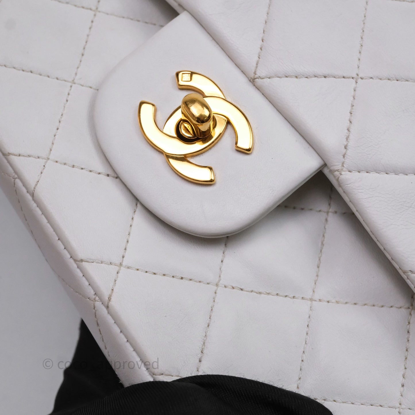 Chanel Classic Vintage Double Flap M/L White Lambskin 24K Gold Hardware