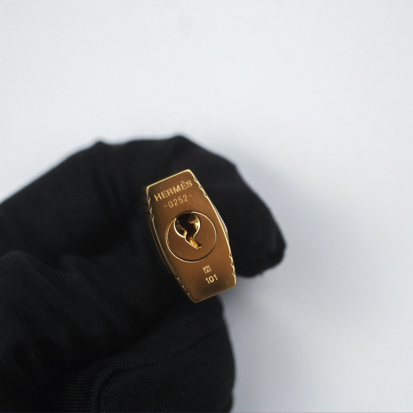 Hermès Kelly 28 Retourne Dark Green Clemence Gold Hardware