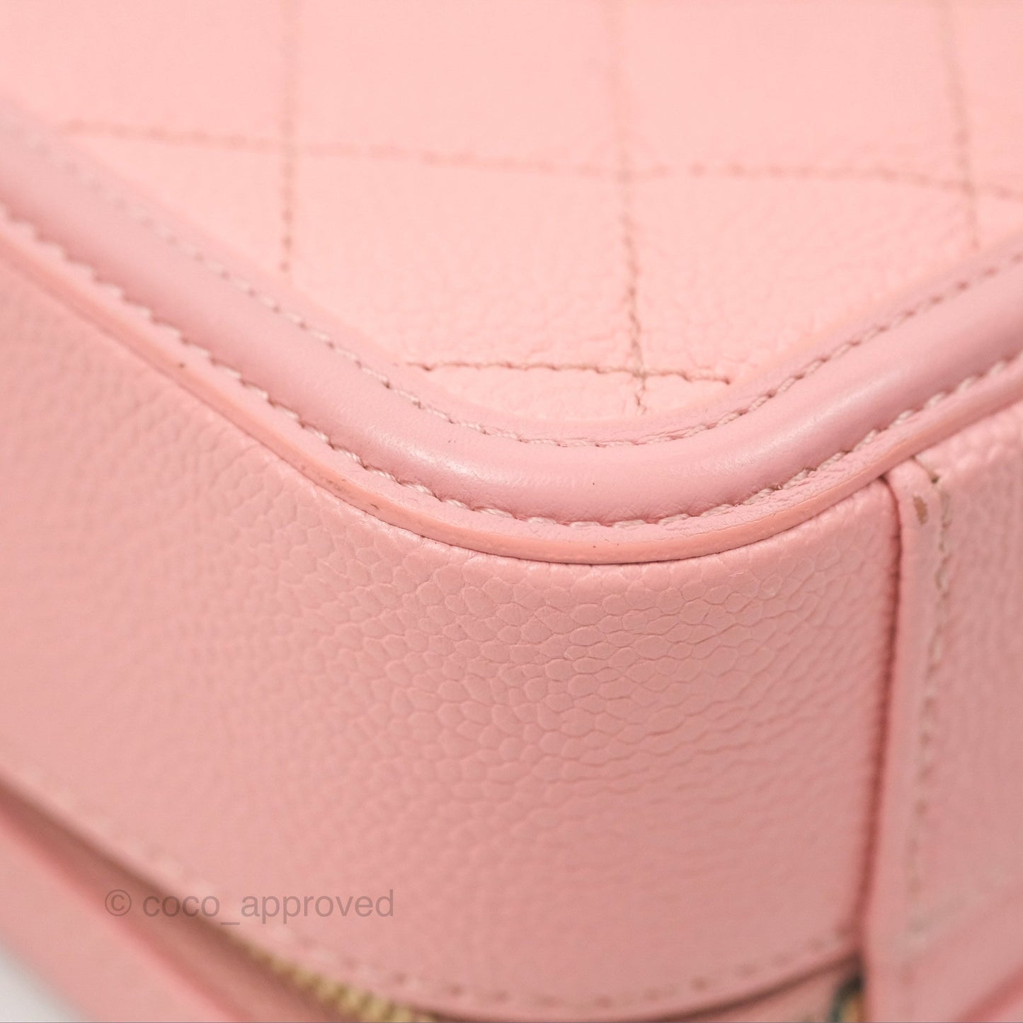Chanel Quilted Medium CC Filigree Vanity Case Pink Caviar Gold Hardware