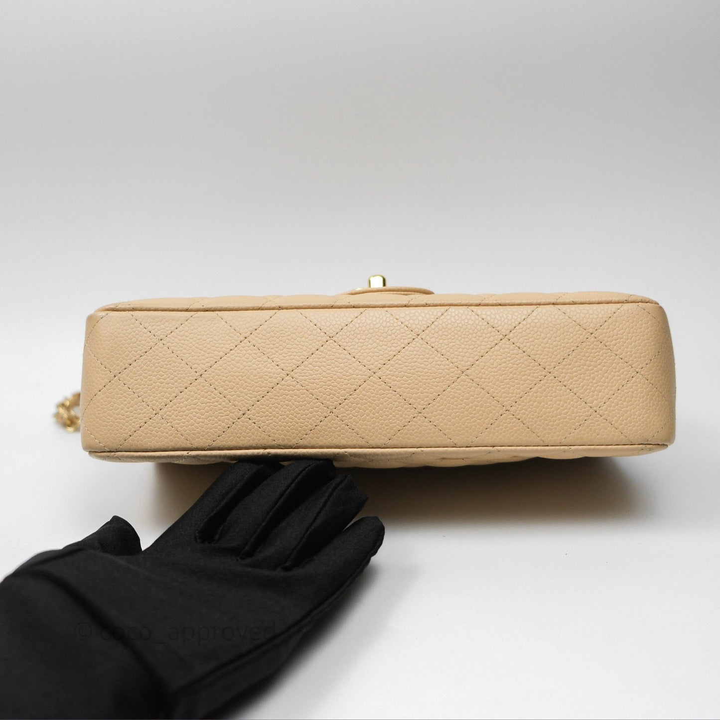 Chanel M/L Medium Classic Flap Quilted Beige Caviar Gold Hardware