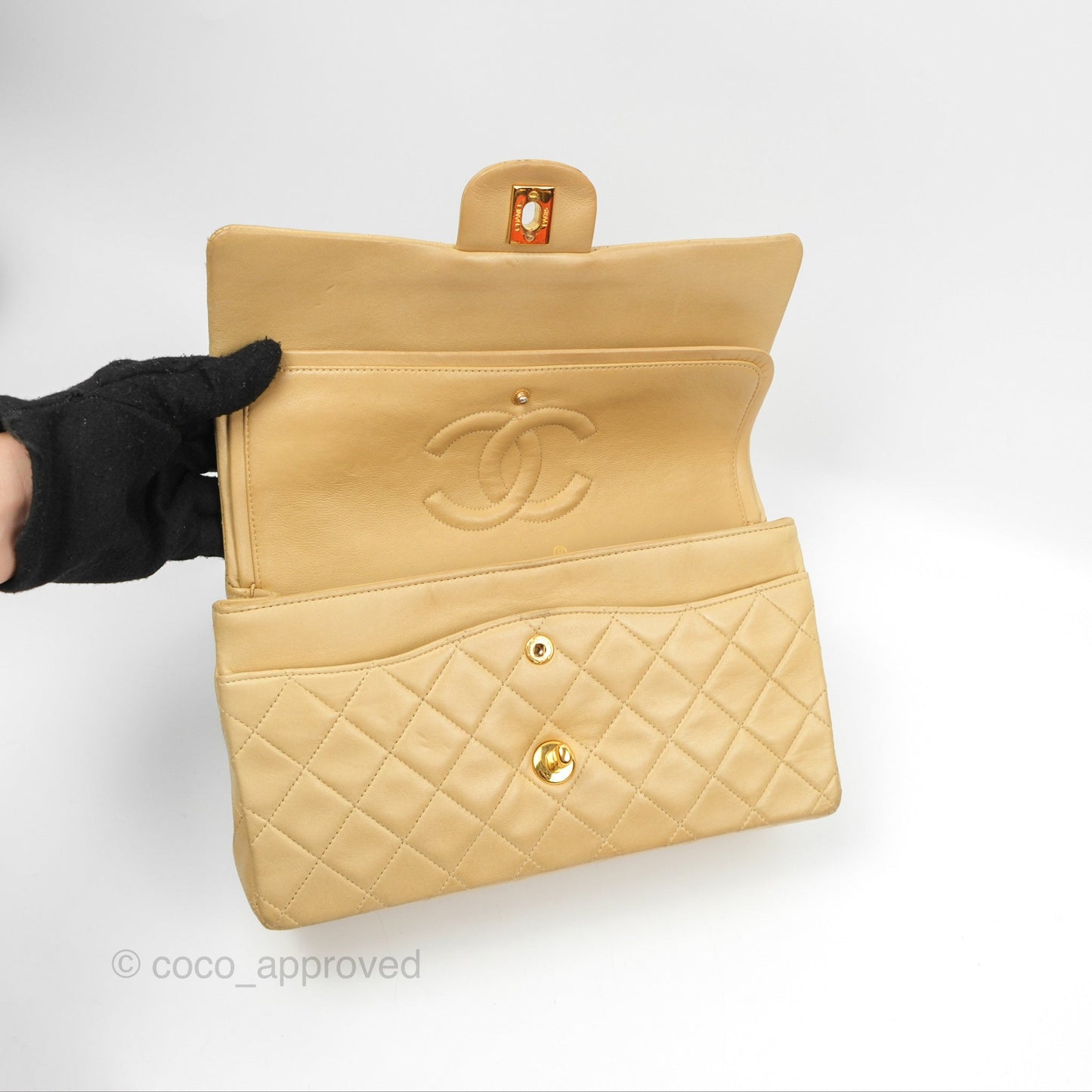 Chanel Vintage Medium Classic Flap Beige Lambskin 24K Gold Hardware
