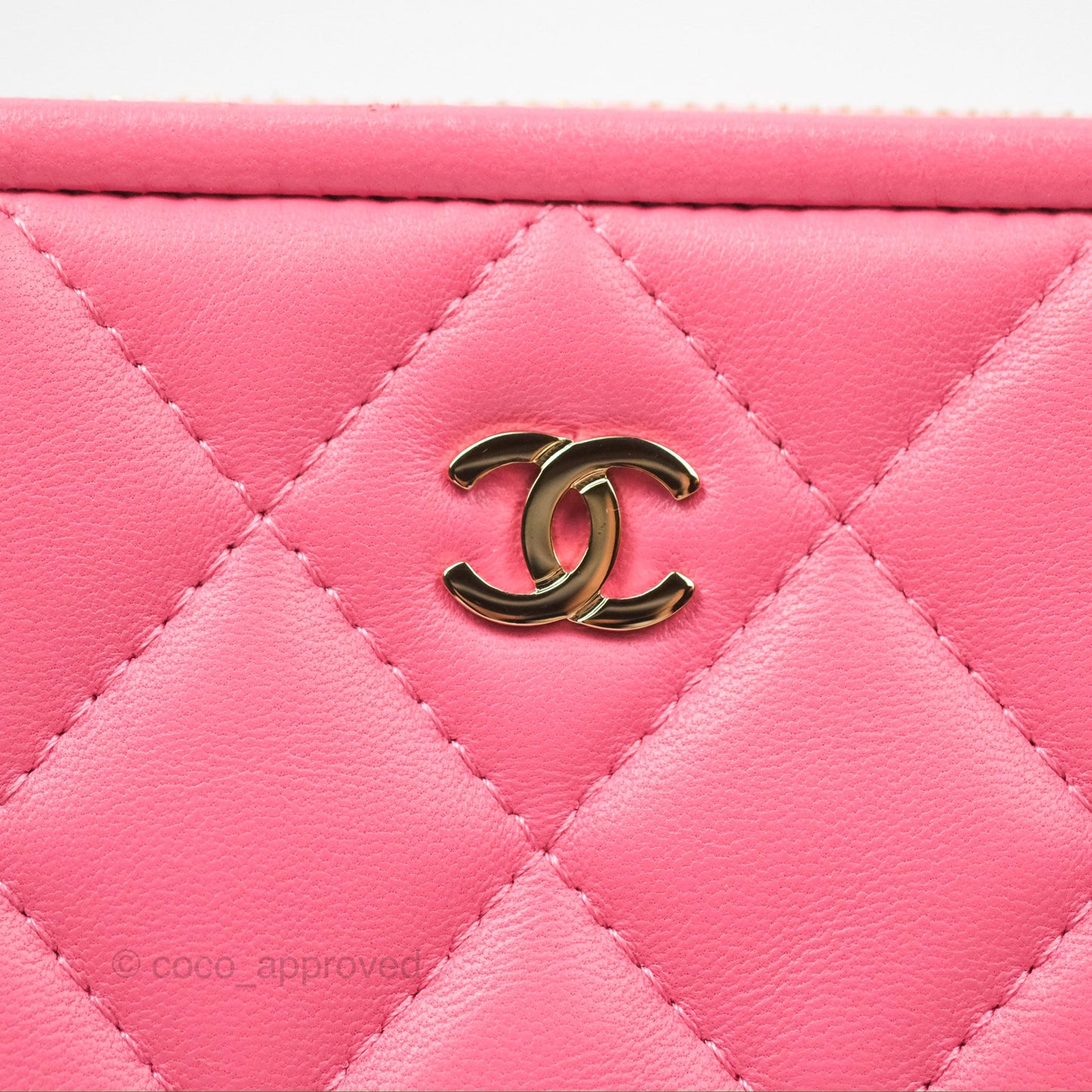 Chanel Cosmetic Case Clutch Patchwork Lambskin Gold Hardware