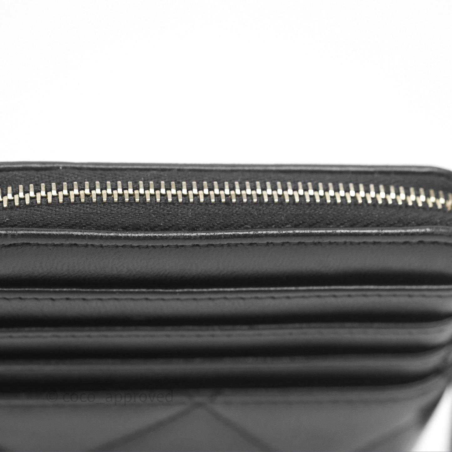 Chanel 19 Black Zipped Coin Purse Lambskin Gold Hardware