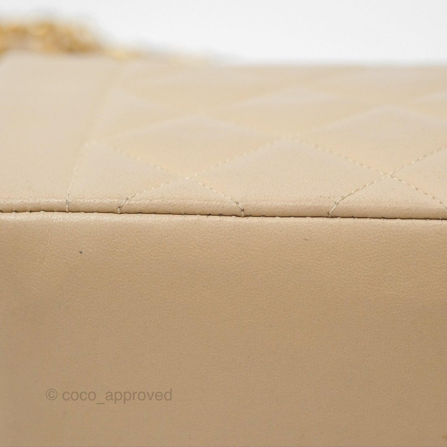 Chanel Vintage Small Quilted Classic Diana Flap Bag Beige Lambskin 24K Gold Hardware