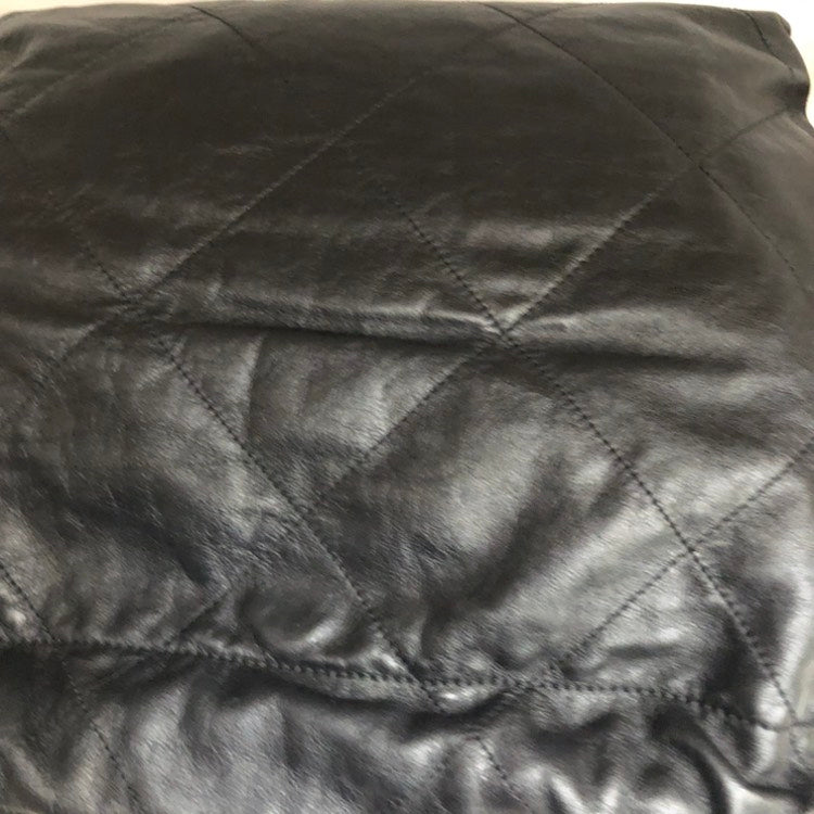 Luxury Chanel 22 Chain Hobo Quilted Calfskin Small